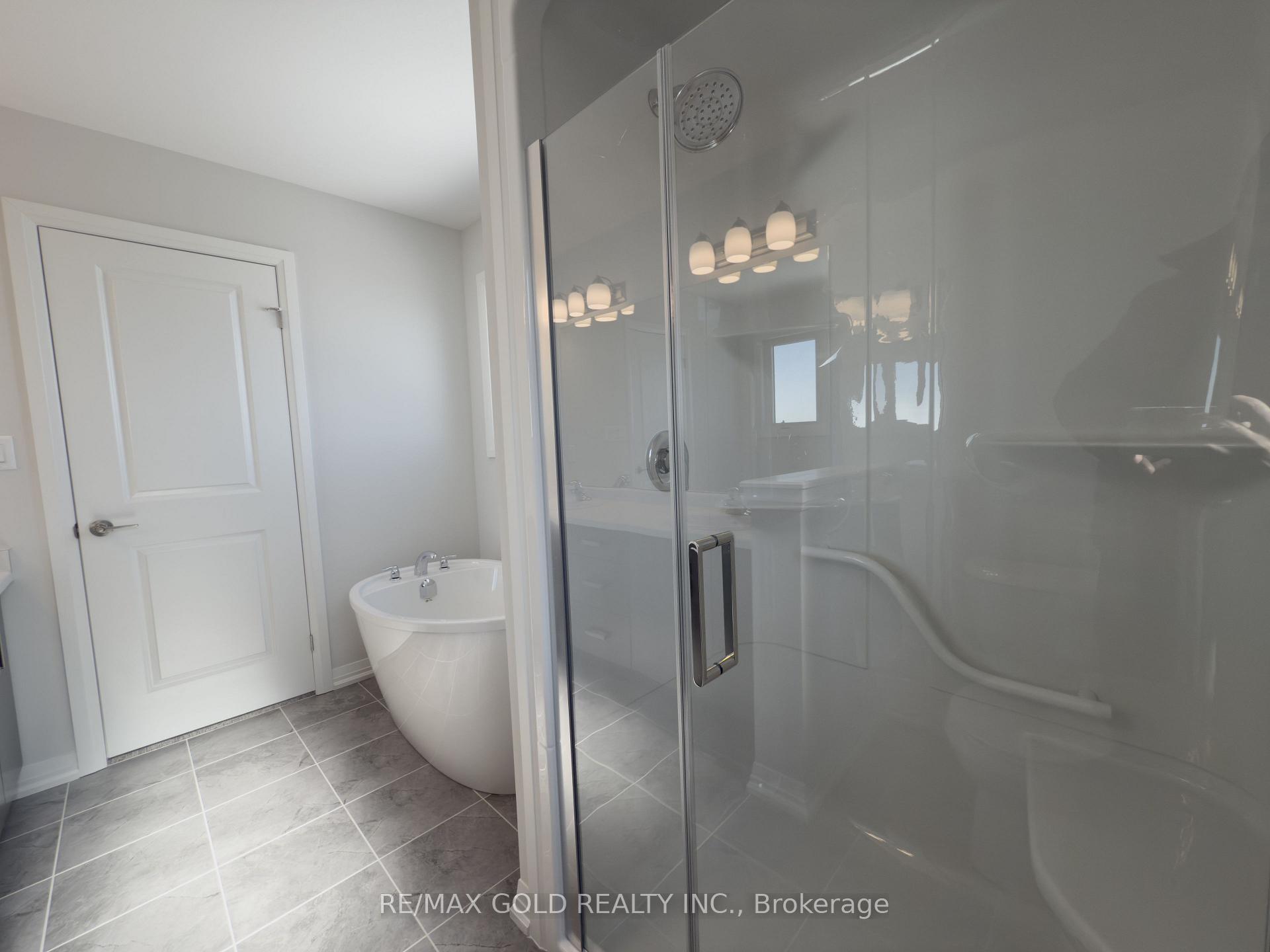 Photo 16 of 37 Samuel Avenue, Pelham, Fonthill — HOMEH