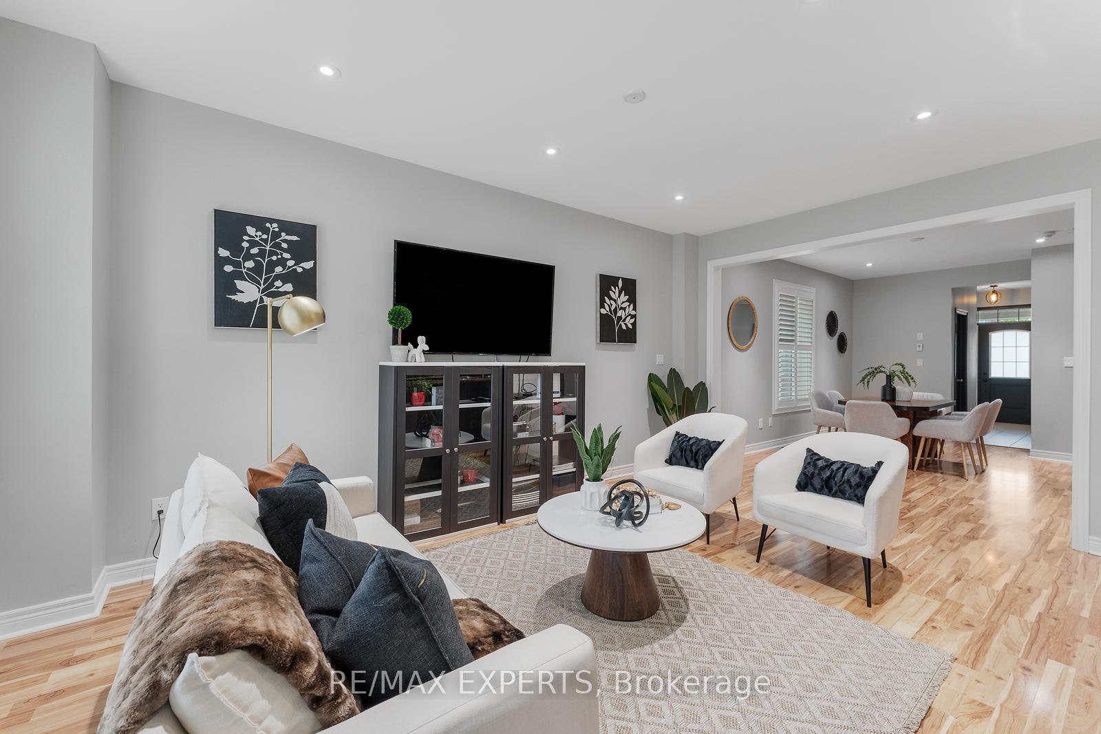 Photo 19 of 29 Sharpe Crescent, New Tecumseth, Tottenham — HOMEH