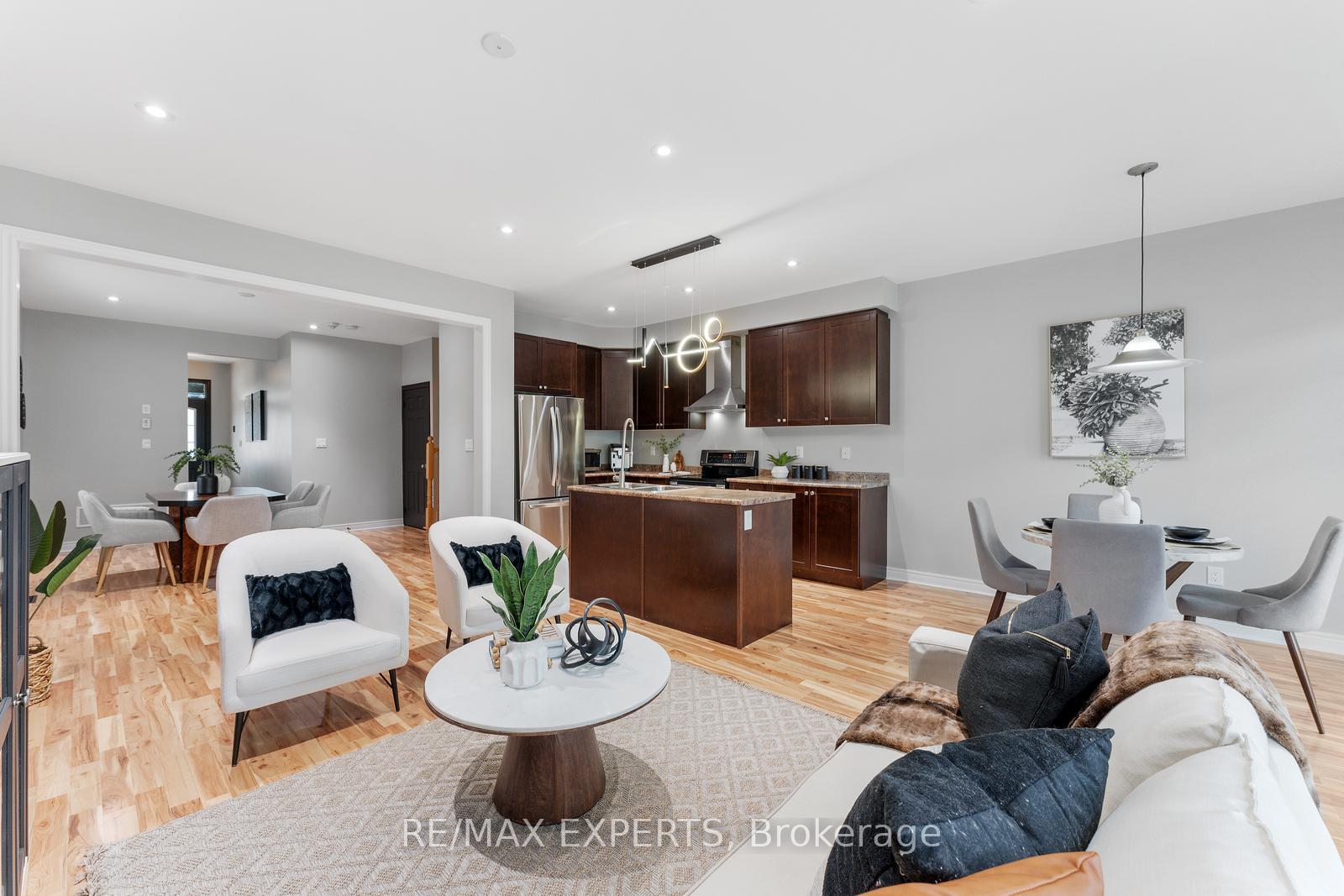 Photo 20 of 29 Sharpe Crescent, New Tecumseth, Tottenham — HOMEH