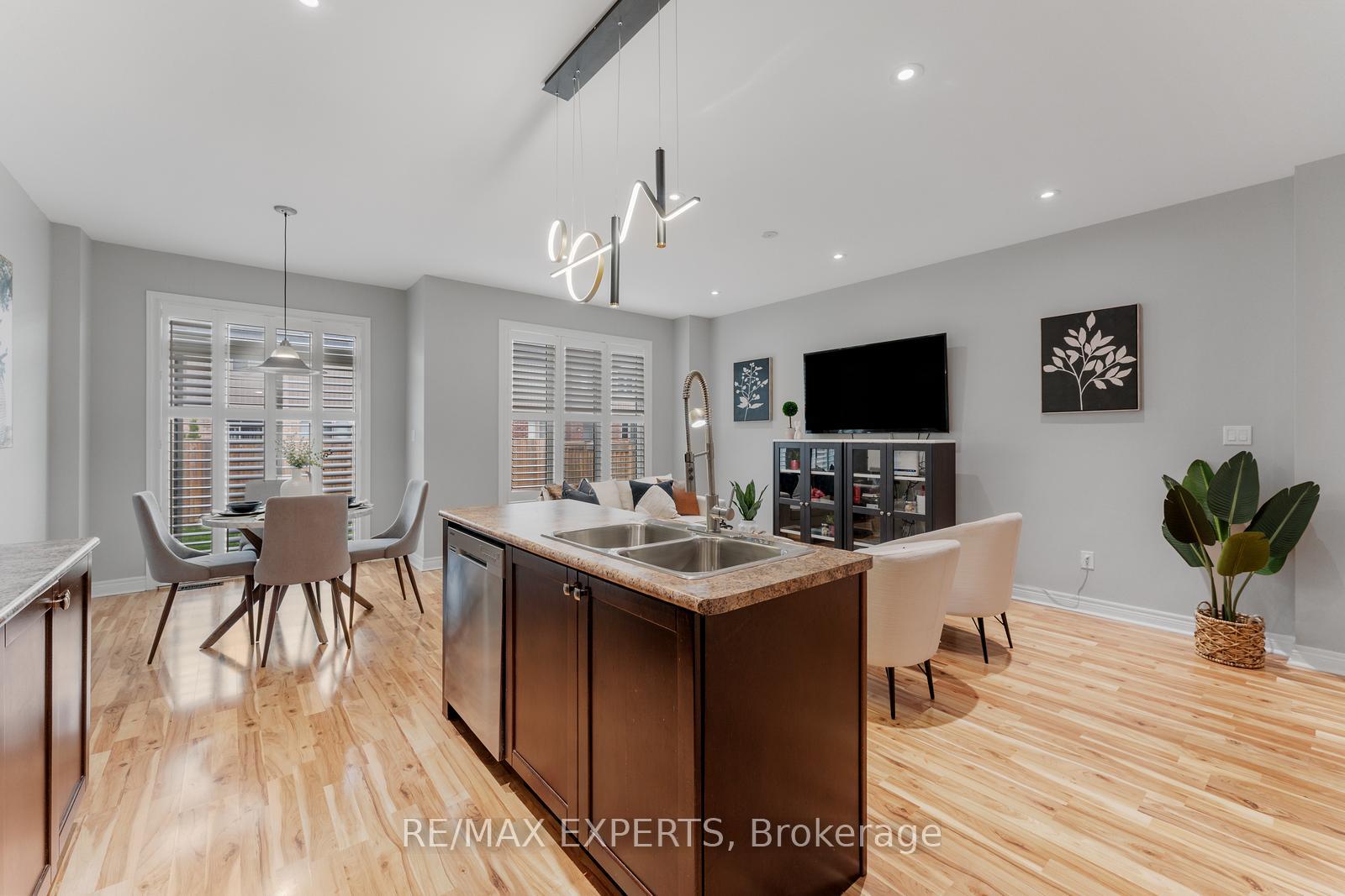 Photo 23 of 29 Sharpe Crescent, New Tecumseth, Tottenham — HOMEH