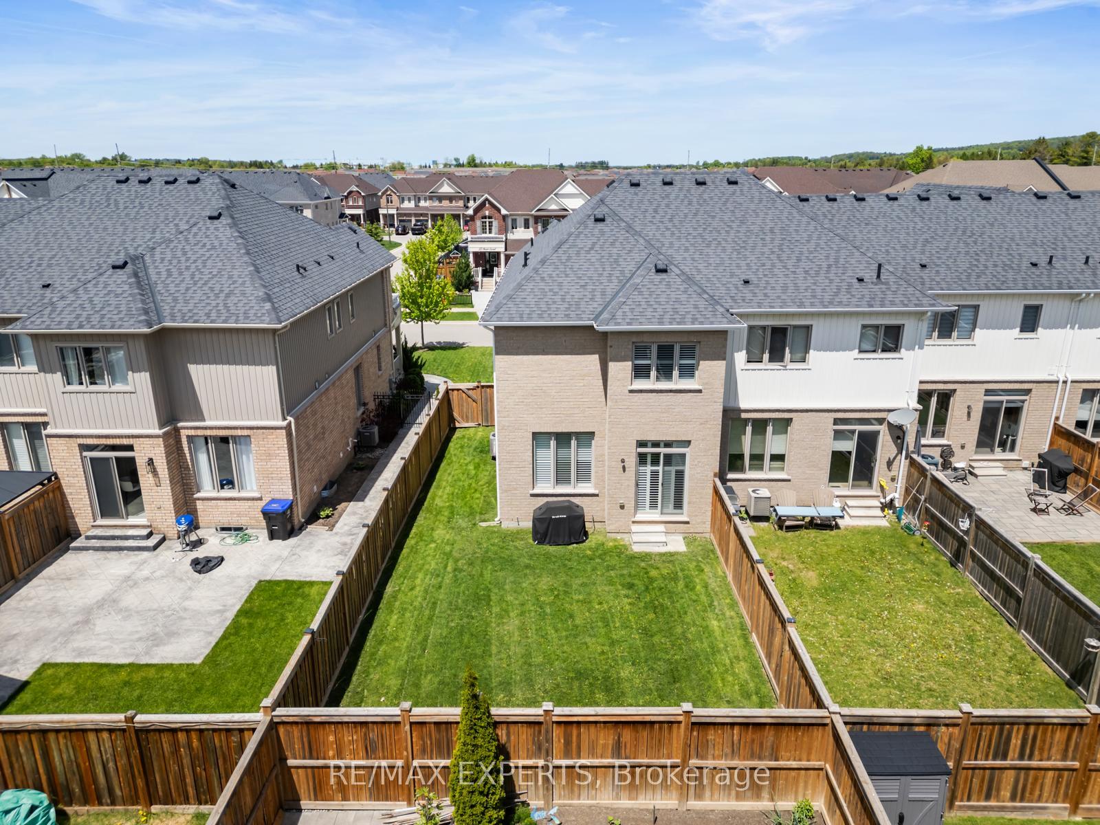 Photo 43 of 29 Sharpe Crescent, New Tecumseth, Tottenham — HOMEH