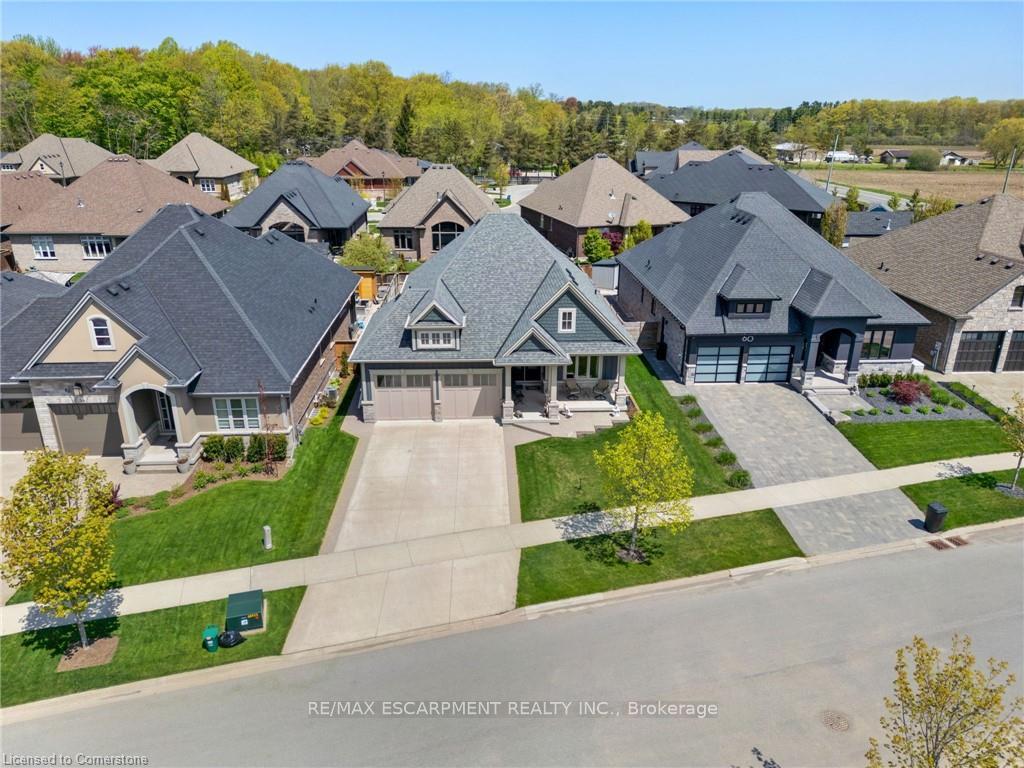 Photo 4 of 58 Rosewood Crescent, Pelham, Fonthill — HOMEH