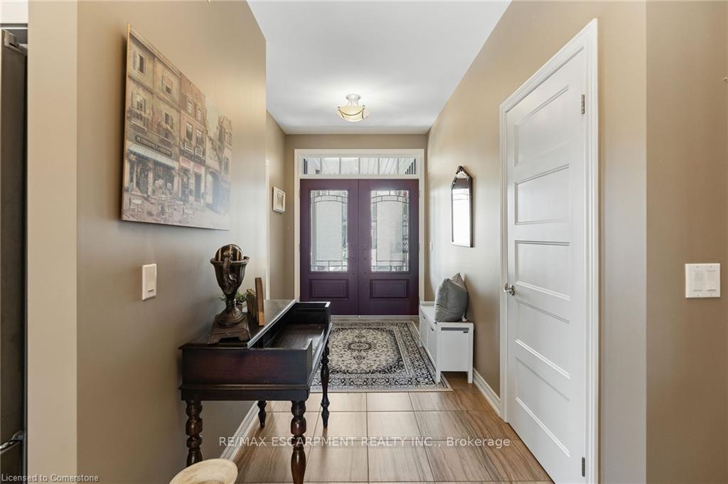 Photo 10 of 58 Rosewood Crescent, Pelham, Fonthill — HOMEH