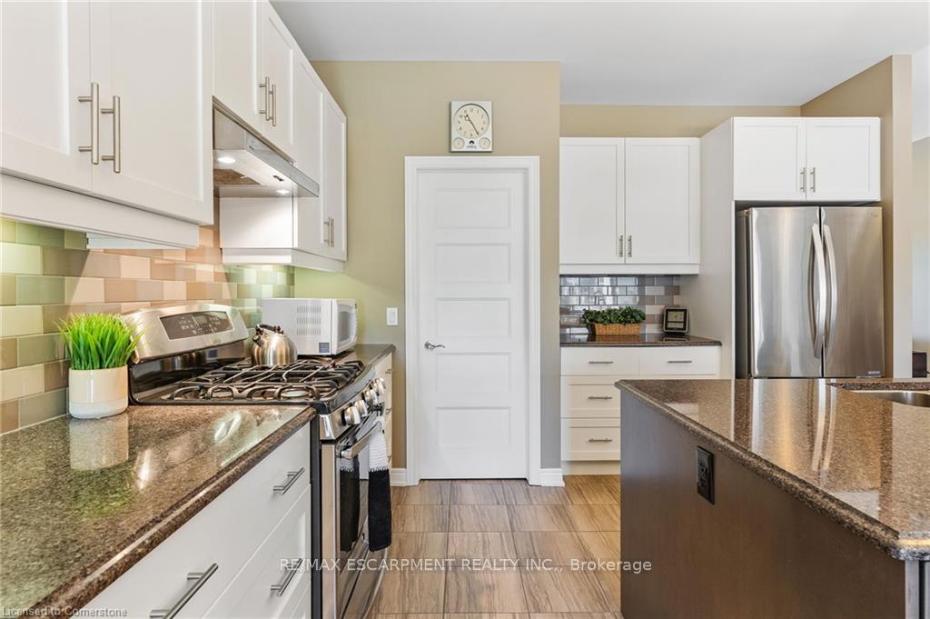 Photo 16 of 58 Rosewood Crescent, Pelham, Fonthill — HOMEH