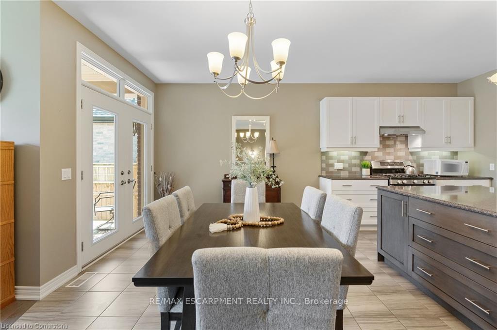 Photo 18 of 58 Rosewood Crescent, Pelham, Fonthill — HOMEH