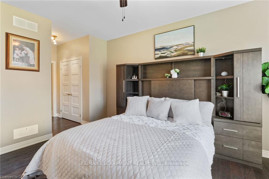Photo 24 of 58 Rosewood Crescent, Pelham, Fonthill — HOMEH