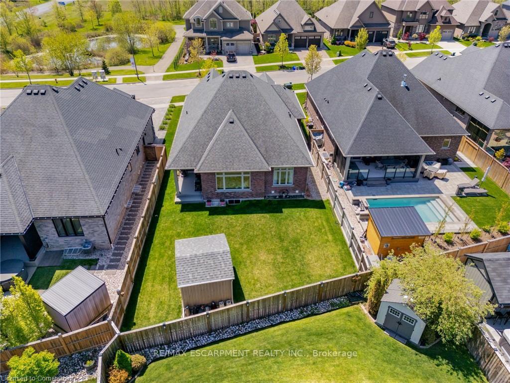 Photo 43 of 58 Rosewood Crescent, Pelham, Fonthill — HOMEH