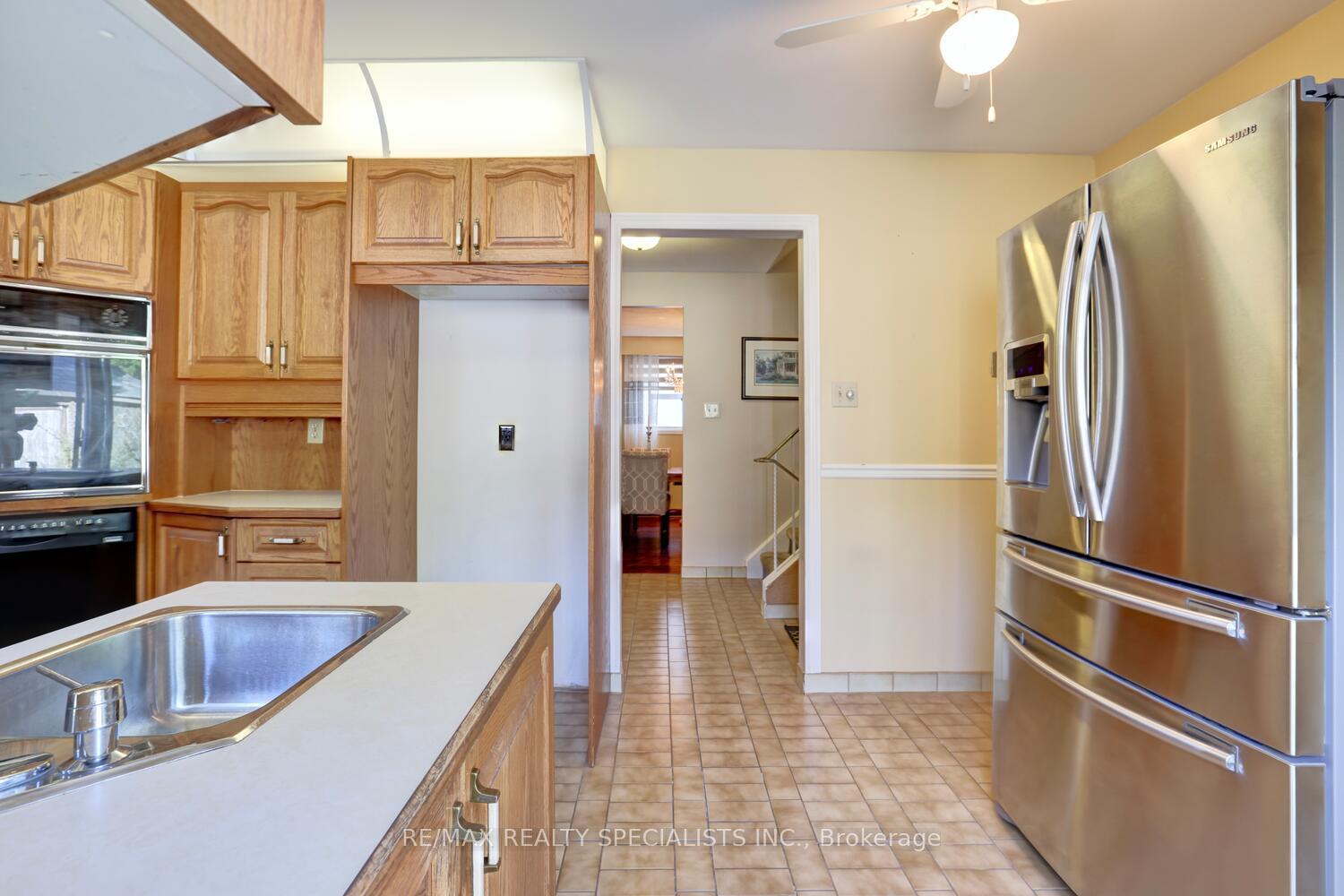 Photo 11 of 2617 Pinkwell Drive, Mississauga, Sheridan — HOMEH