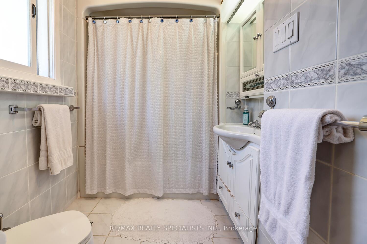 Photo 25 of 2617 Pinkwell Drive, Mississauga, Sheridan — HOMEH