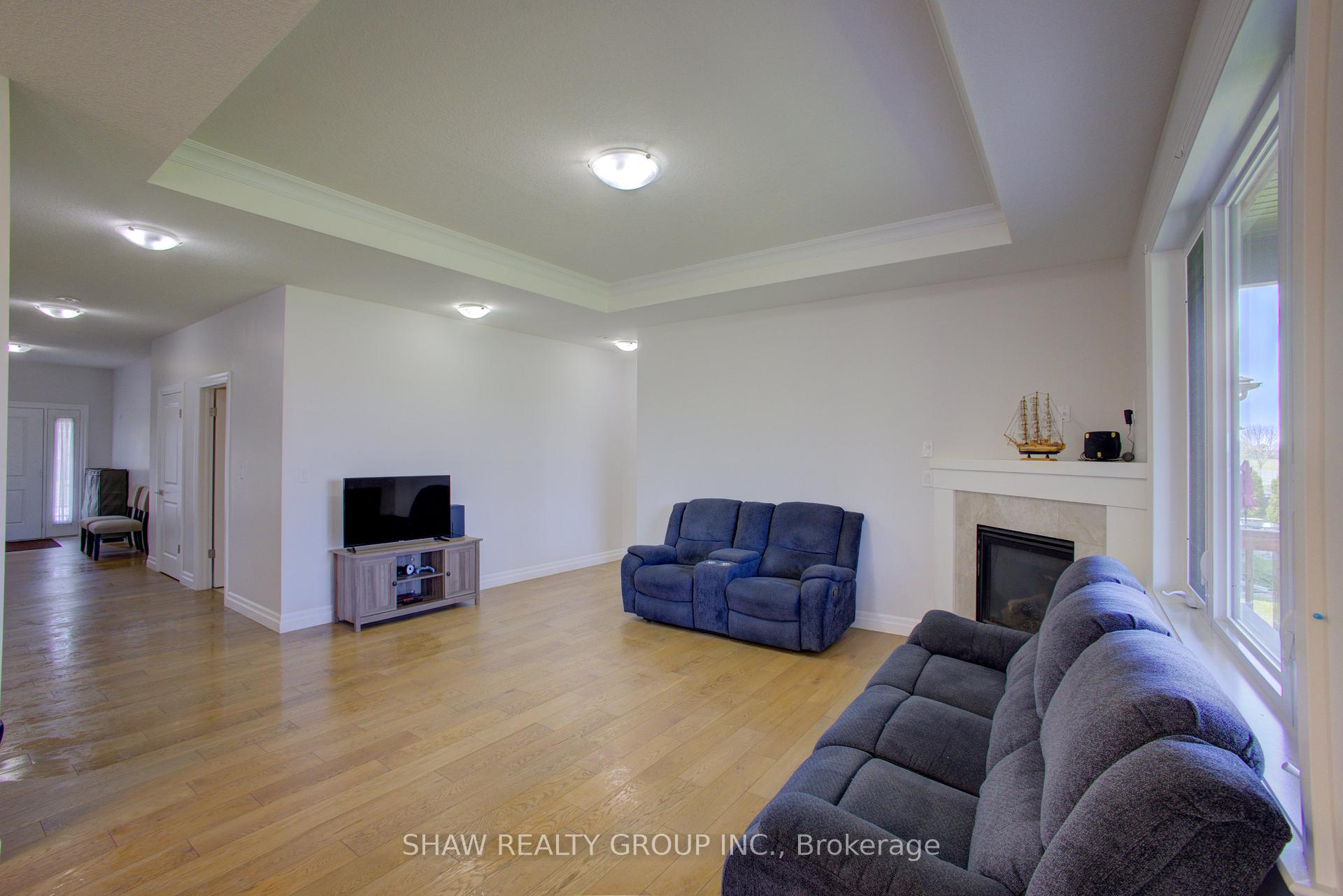 Photo 12 of 745 Krotz Street E, North Perth, Listowel — HOMEH