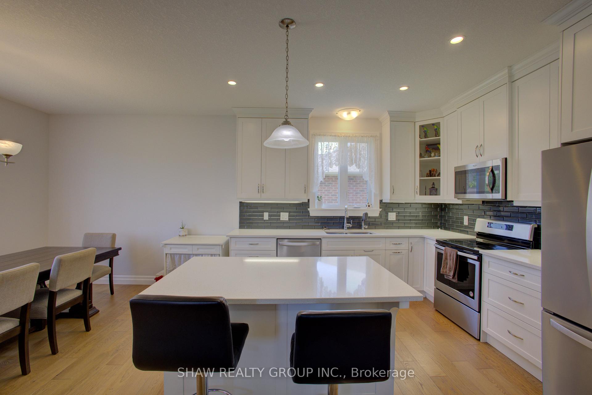 Photo 14 of 745 Krotz Street E, North Perth, Listowel — HOMEH