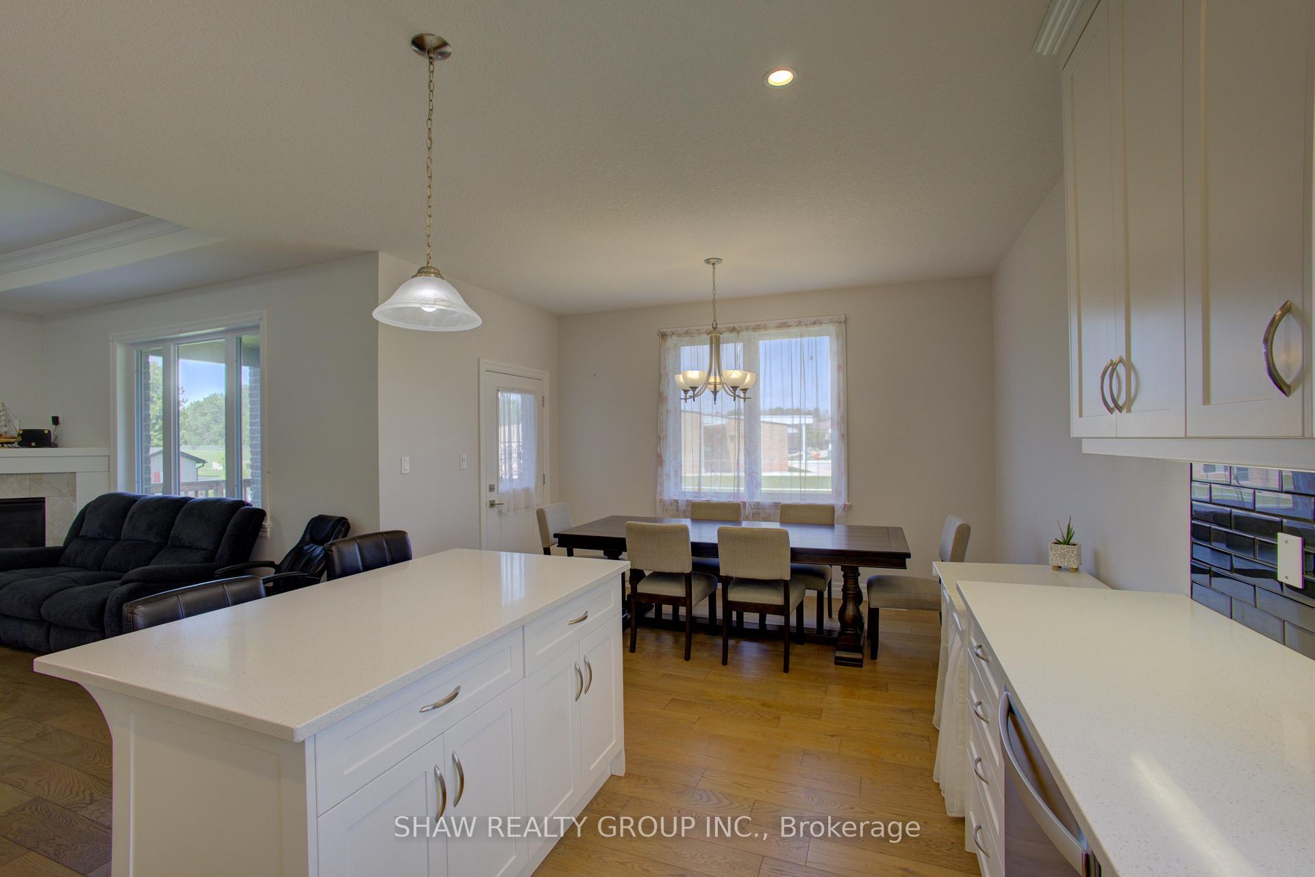 Photo 18 of 745 Krotz Street E, North Perth, Listowel — HOMEH