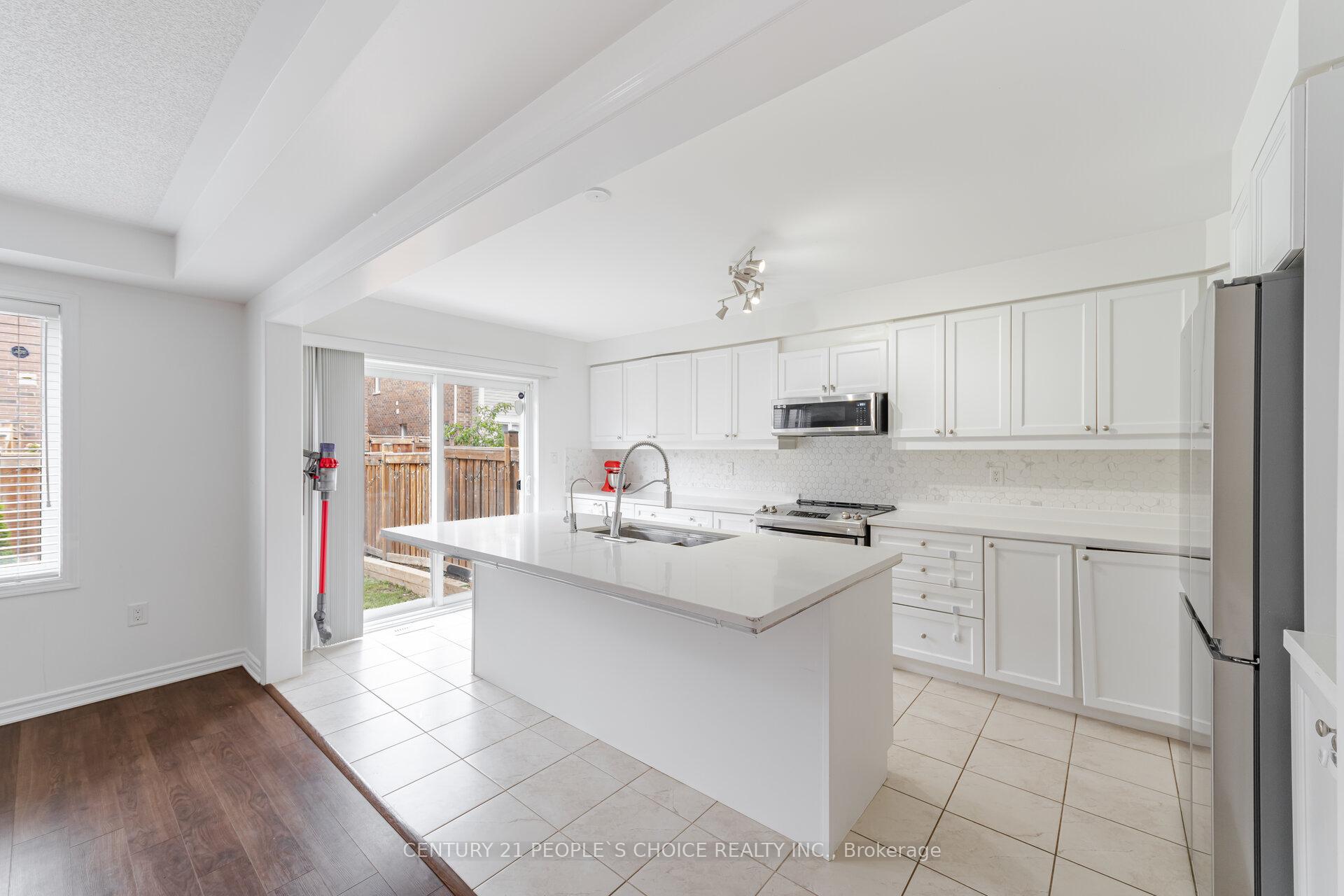 Photo 14 of 289 Reis Place, Milton, Ford — HOMEH
