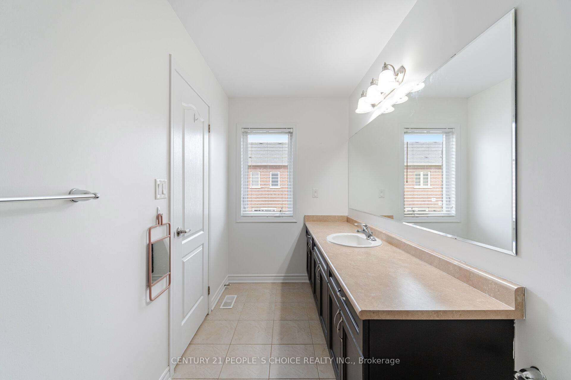 Photo 15 of 289 Reis Place, Milton, Ford — HOMEH