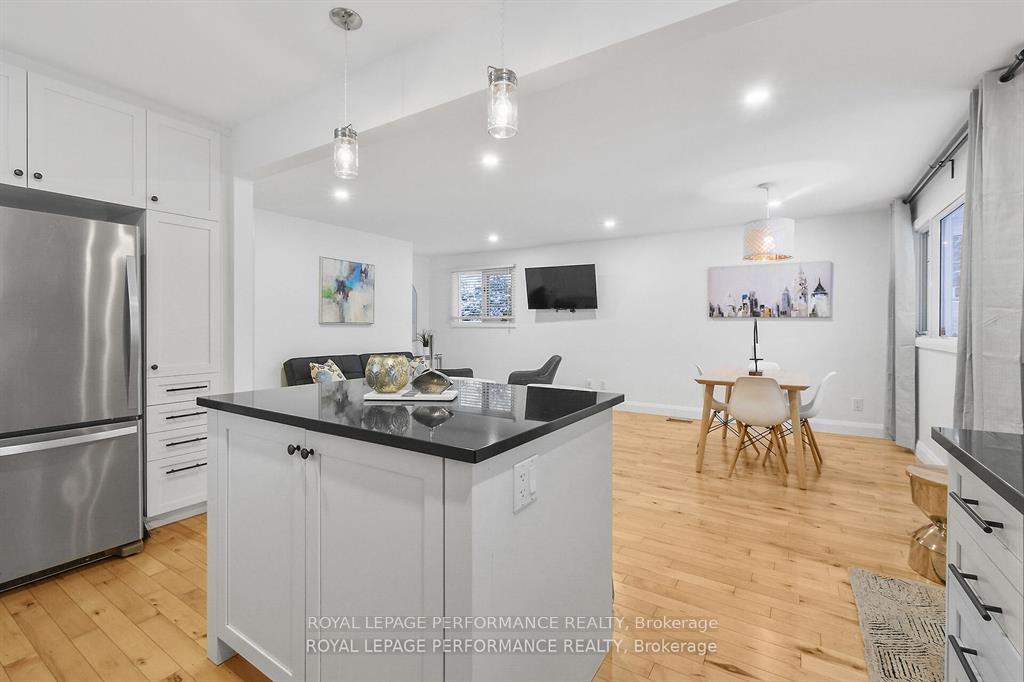 Photo 8 of 690 Roanoke Street, Ottawa, Carson Meadows — HOMEH