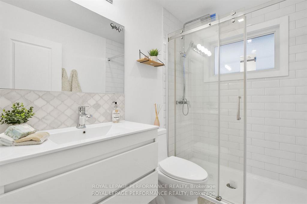 Photo 20 of 690 Roanoke Street, Ottawa, Carson Meadows — HOMEH