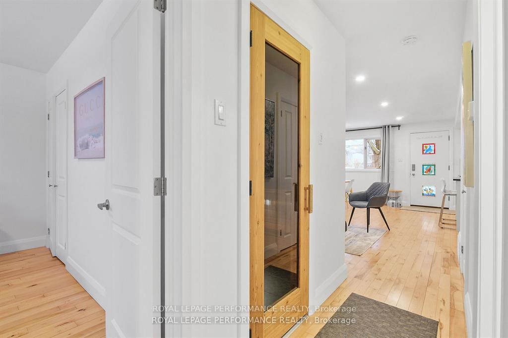 Photo 22 of 690 Roanoke Street, Ottawa, Carson Meadows — HOMEH