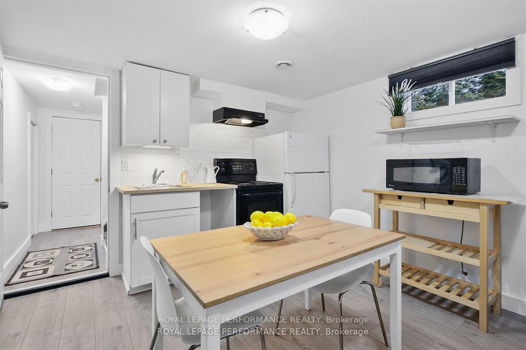 Photo 25 of 690 Roanoke Street, Ottawa, Carson Meadows — HOMEH