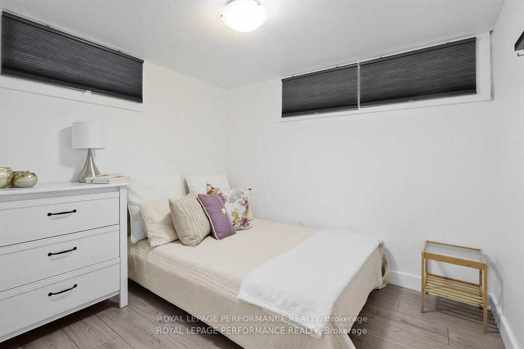 Photo 29 of 690 Roanoke Street, Ottawa, Carson Meadows — HOMEH