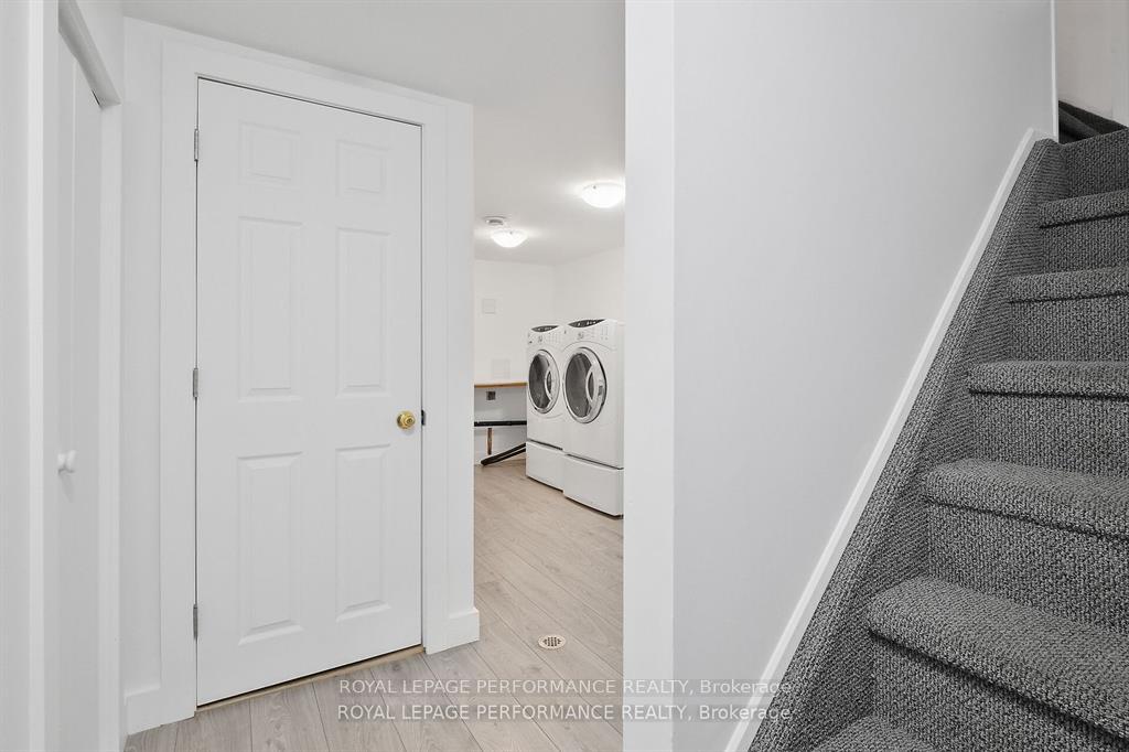 Photo 33 of 690 Roanoke Street, Ottawa, Carson Meadows — HOMEH