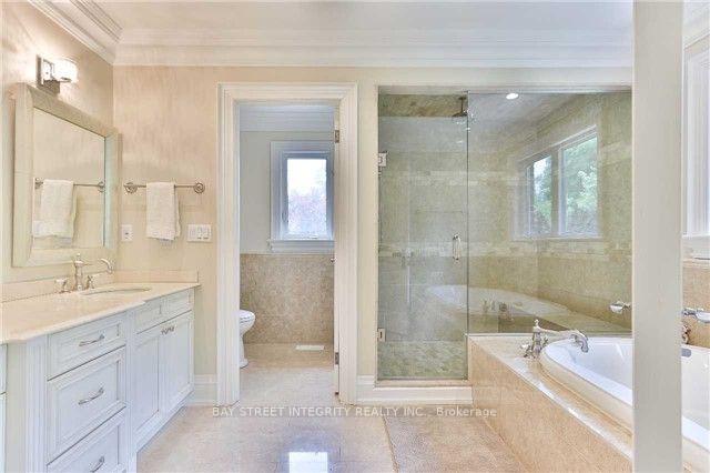 Photo 12 of 82 Proctor Avenue, Markham, Grandview — HOMEH