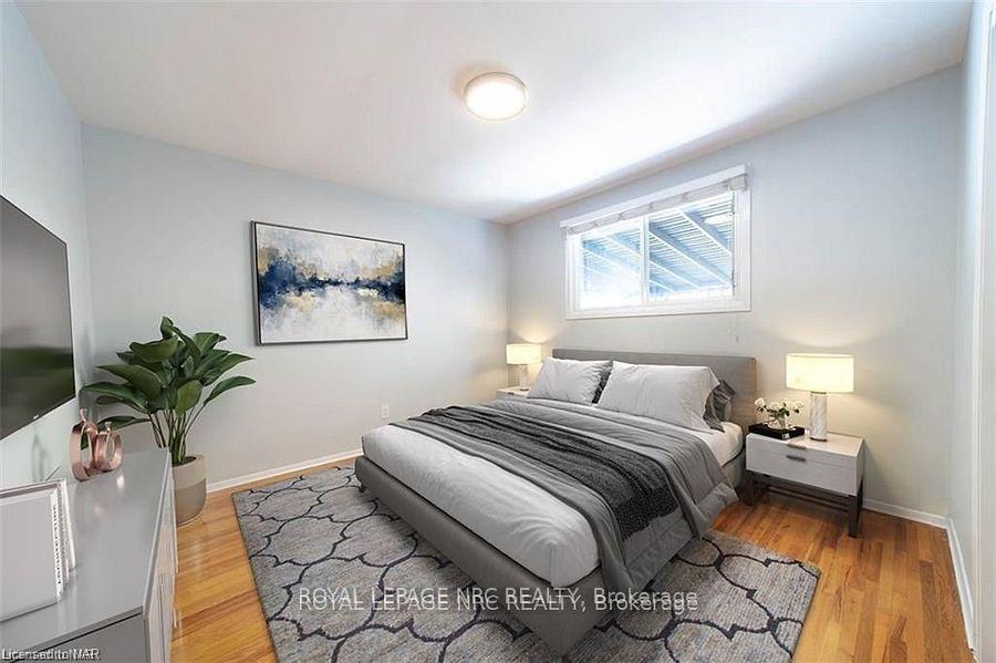 Photo 4 of 5746 Heritage Drive, Niagara Falls, Church's Lane — HOMEH