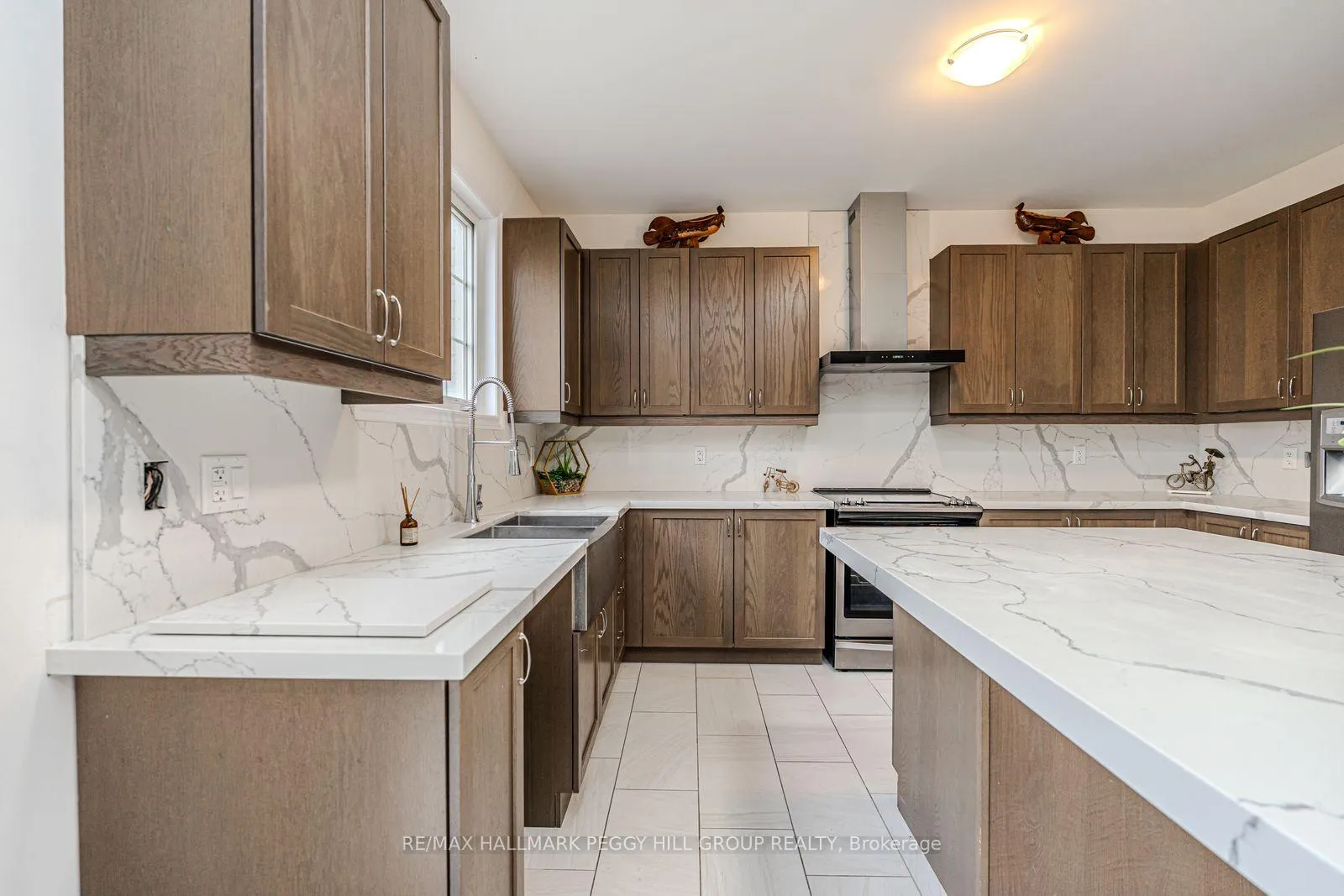 Photo 5 of 3027 Monarch Drive, Orillia — HOMEH