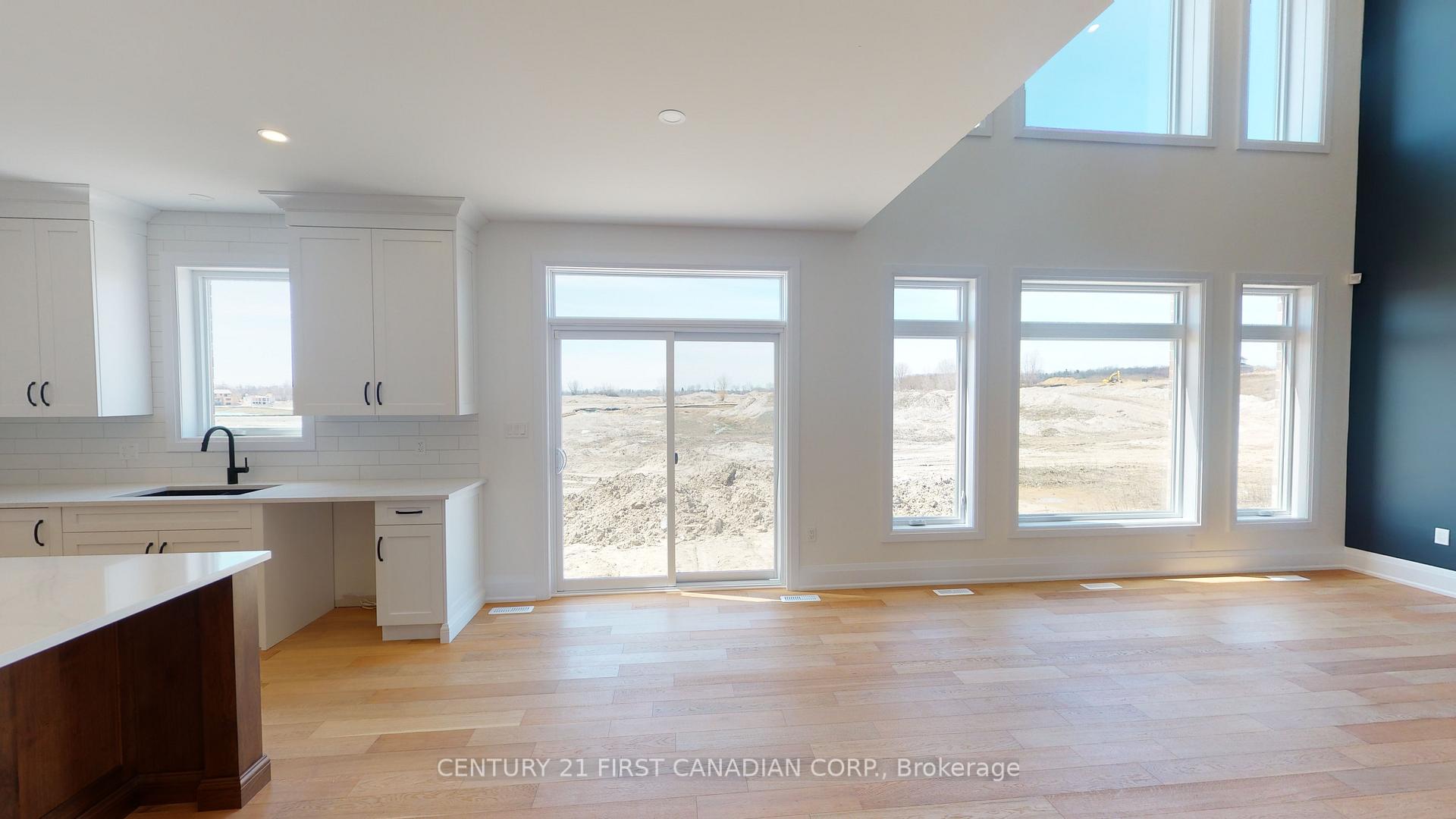 Photo 14 of 22 Postma Crescent, North Middlesex, Alisa Craig — HOMEH