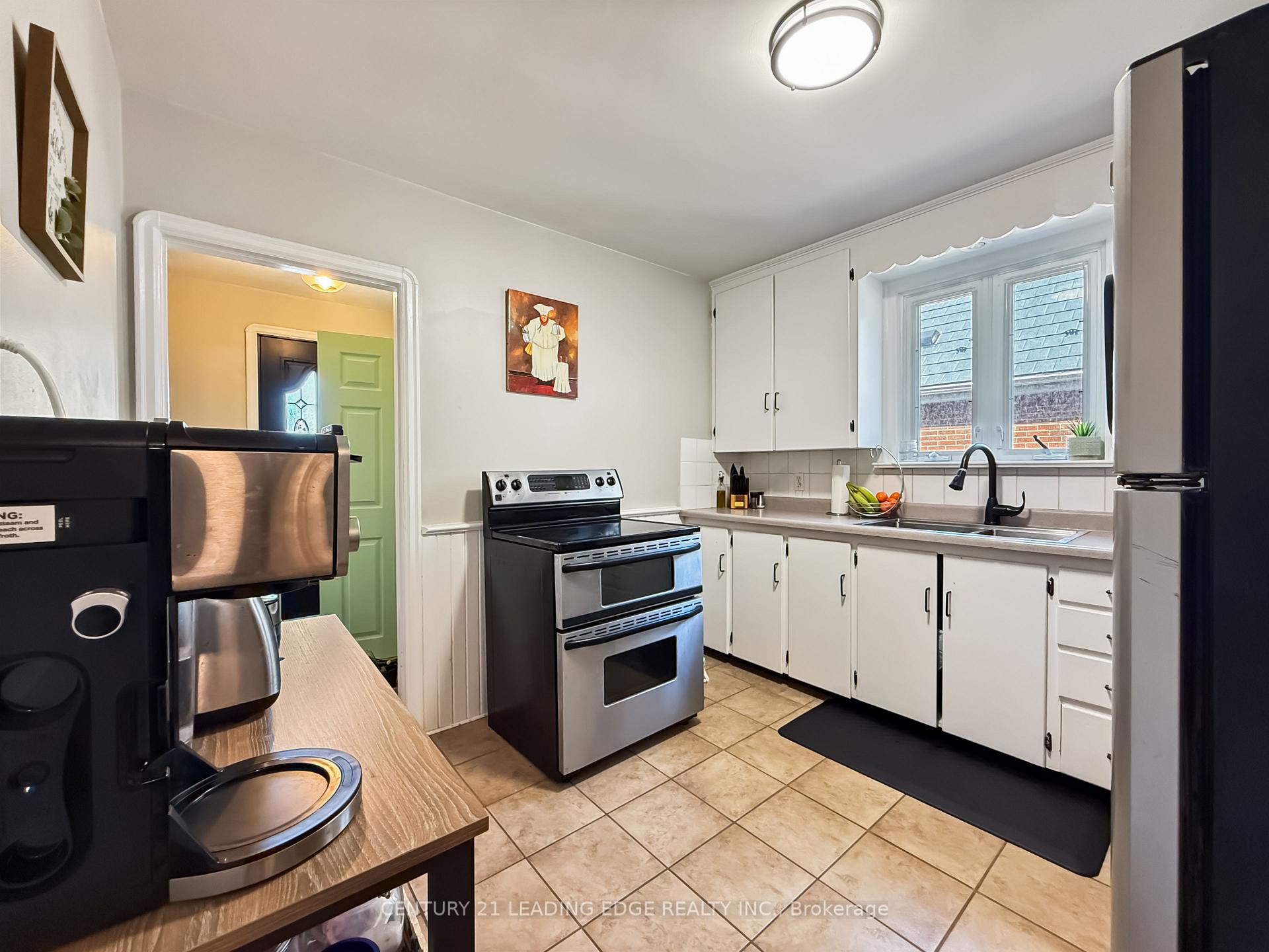 Photo 14 of 501 Bond Street E, Oshawa, O'Neill — HOMEH