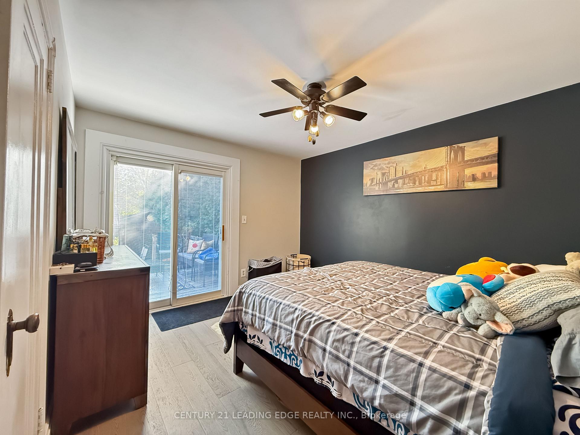 Photo 18 of 501 Bond Street E, Oshawa, O'Neill — HOMEH