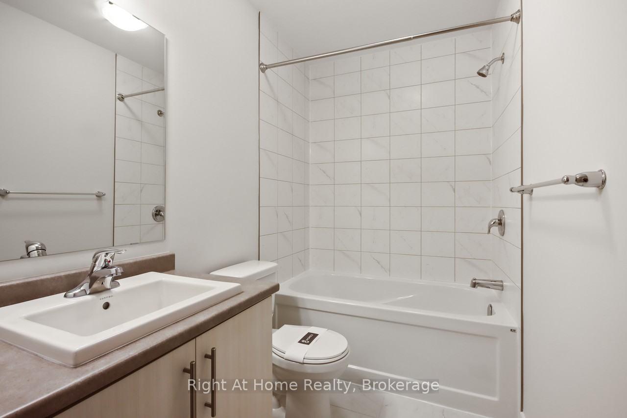Photo 13 of 533 Lourmarin Private Street, Ottawa, Cumberland West — HOMEH