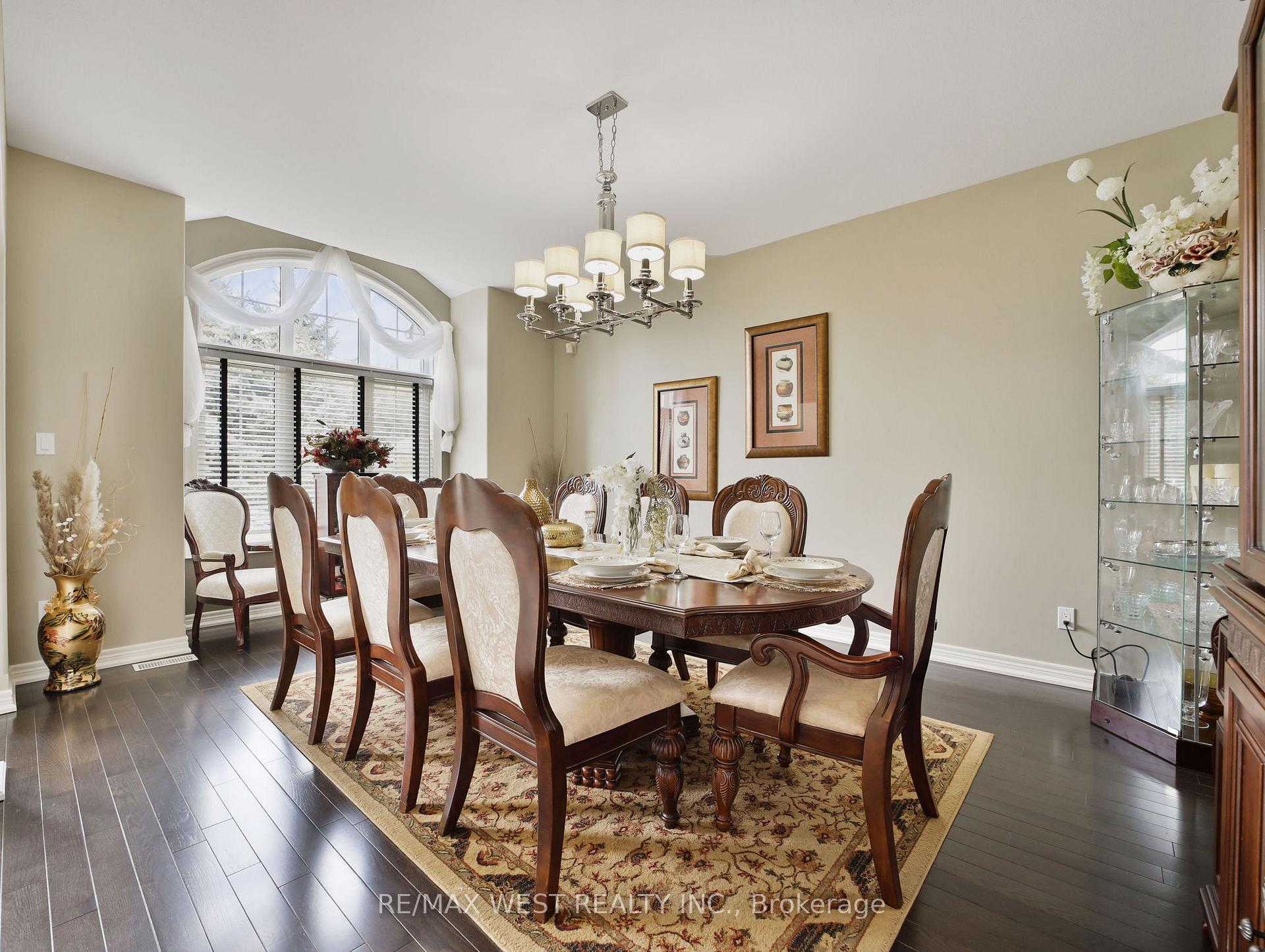 Photo 2 of 59 Cherry Ridge Boulevard, Pelham, Fenwick — HOMEH