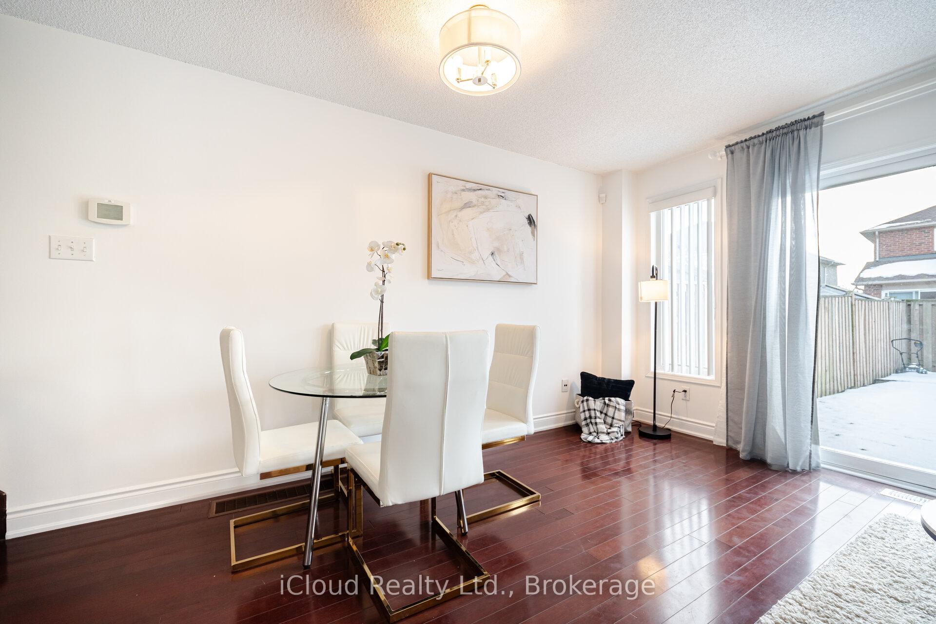 Photo 10 of 5410 Sweetgrass Gate, Mississauga, East Credit — HOMEH