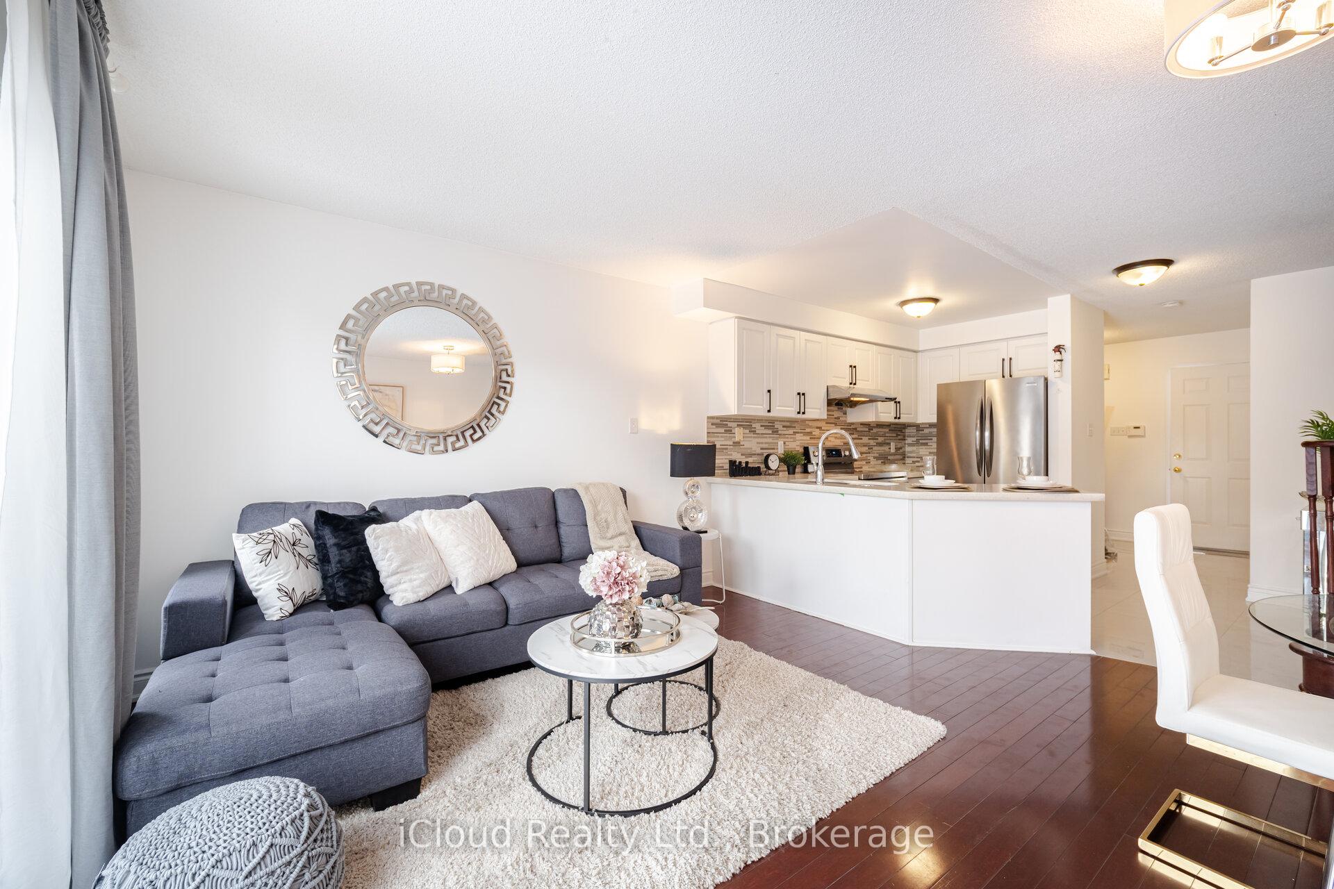 Photo 11 of 5410 Sweetgrass Gate, Mississauga, East Credit — HOMEH