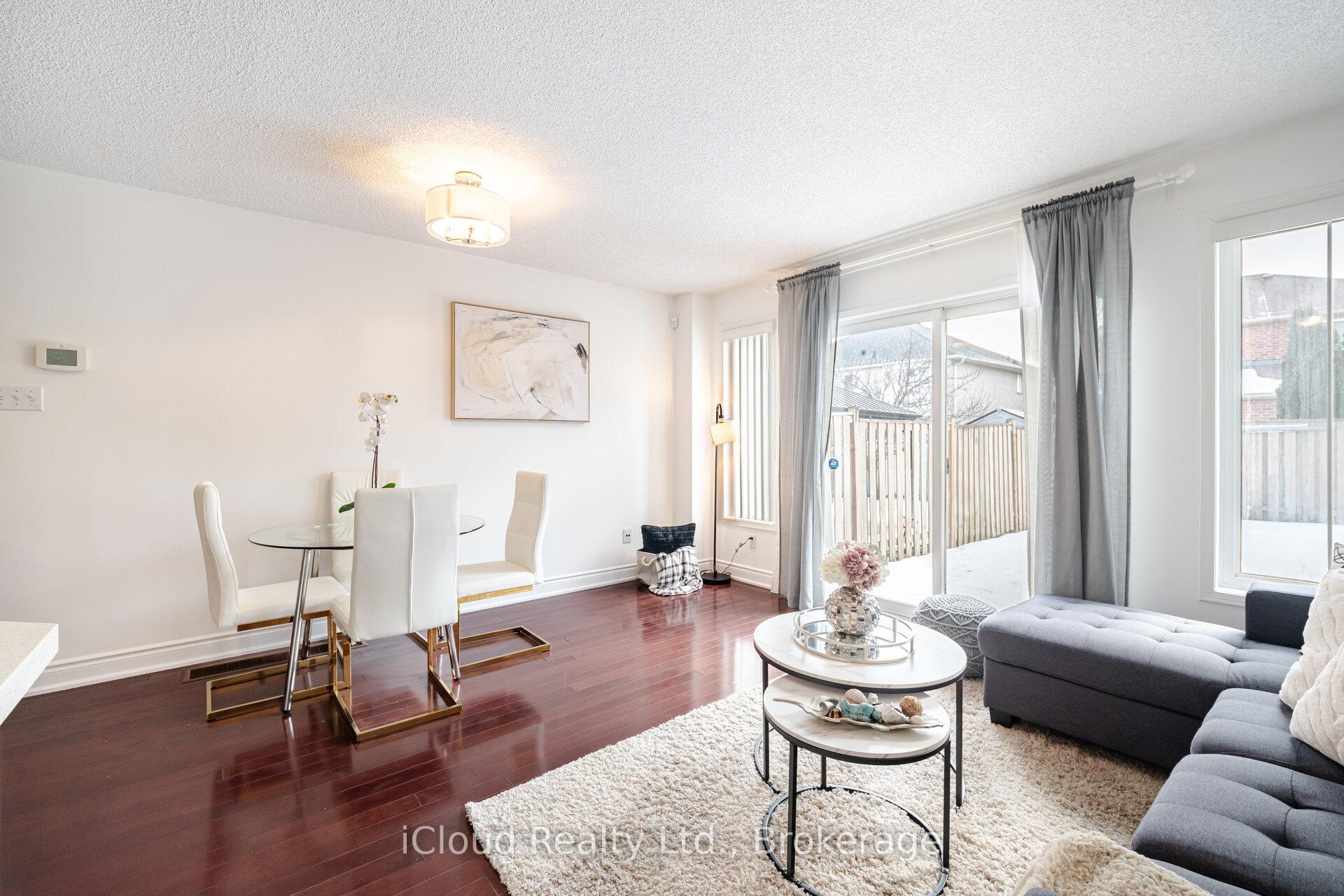 Photo 15 of 5410 Sweetgrass Gate, Mississauga, East Credit — HOMEH
