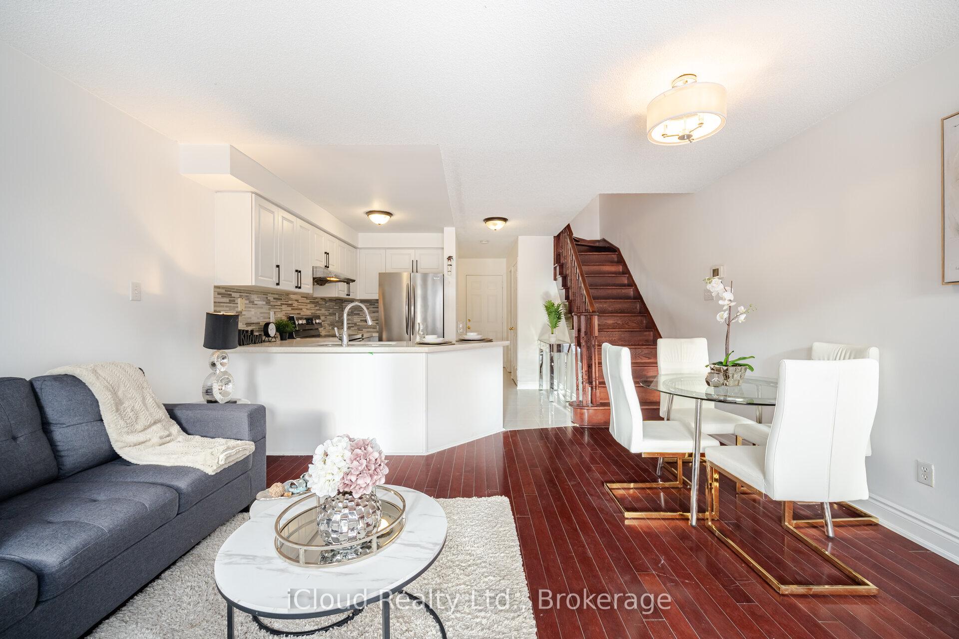 Photo 16 of 5410 Sweetgrass Gate, Mississauga, East Credit — HOMEH