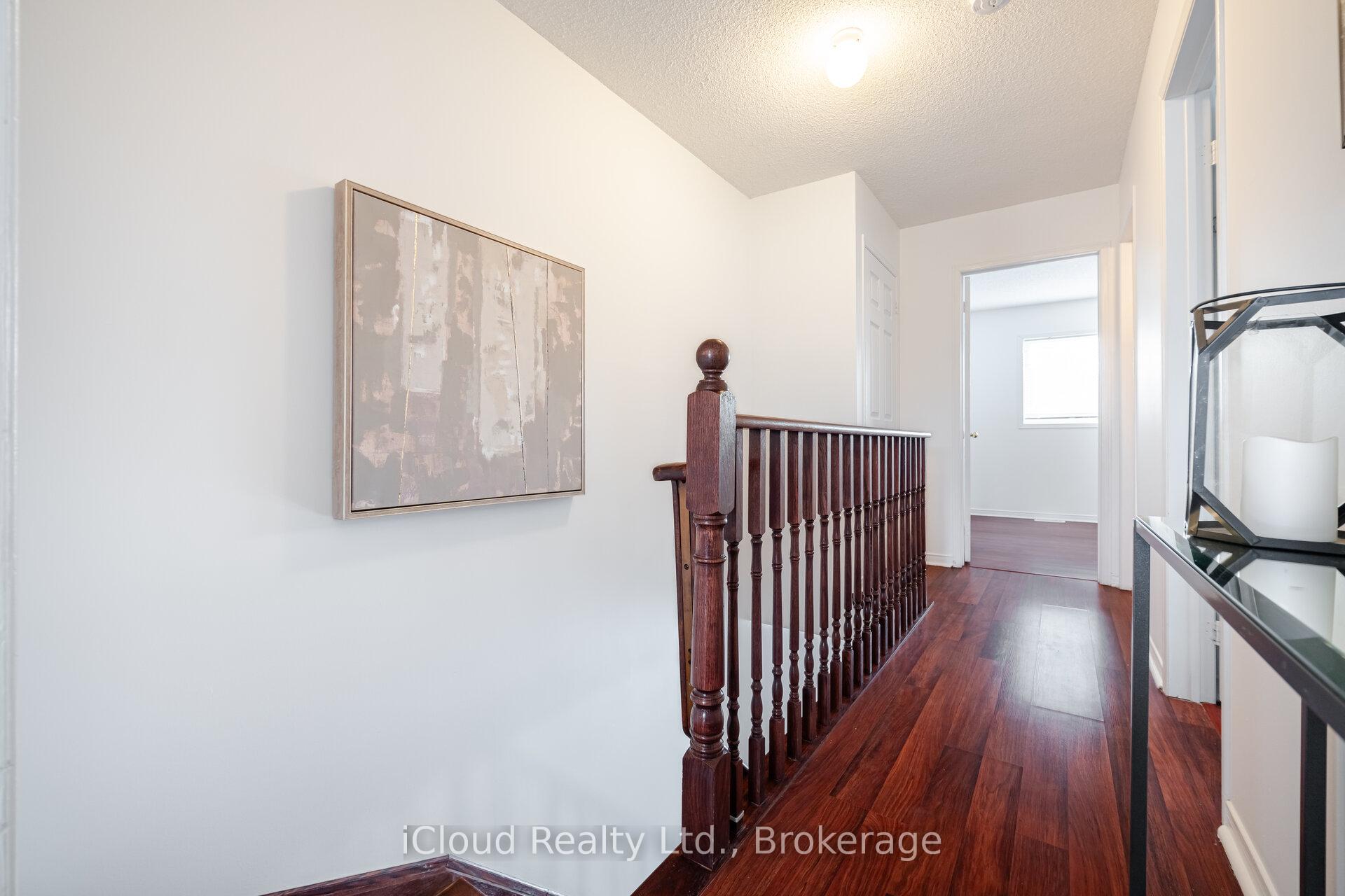 Photo 19 of 5410 Sweetgrass Gate, Mississauga, East Credit — HOMEH