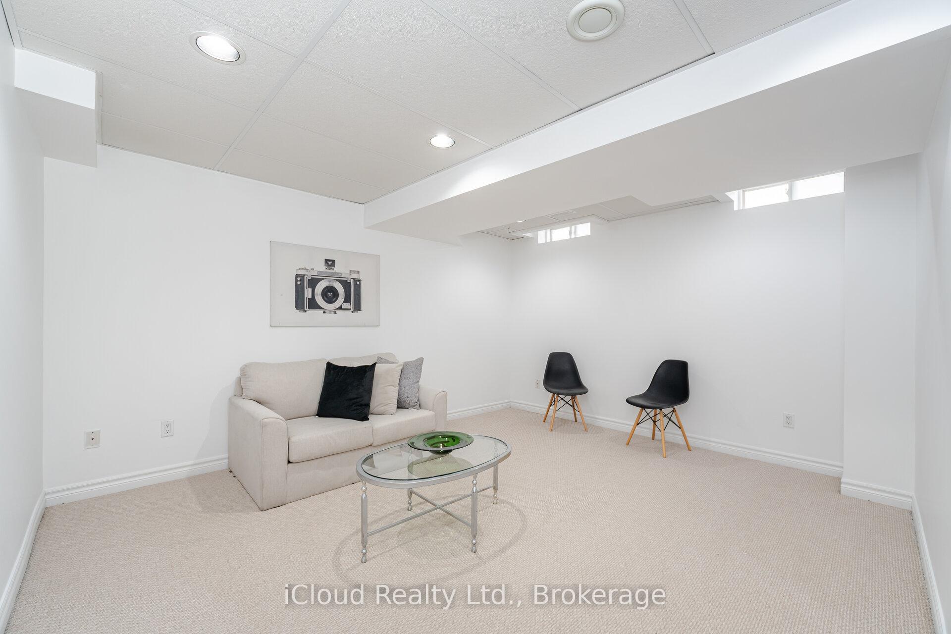 Photo 30 of 5410 Sweetgrass Gate, Mississauga, East Credit — HOMEH