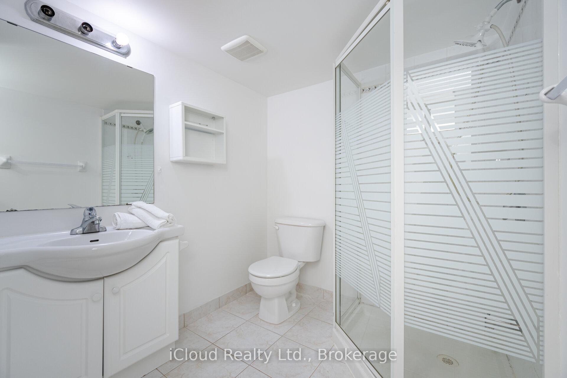 Photo 34 of 5410 Sweetgrass Gate, Mississauga, East Credit — HOMEH