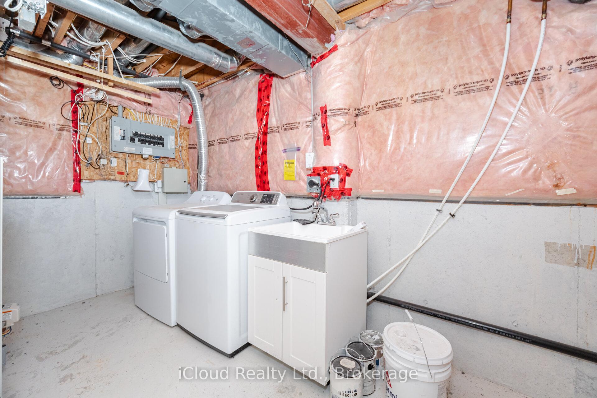 Photo 35 of 5410 Sweetgrass Gate, Mississauga, East Credit — HOMEH