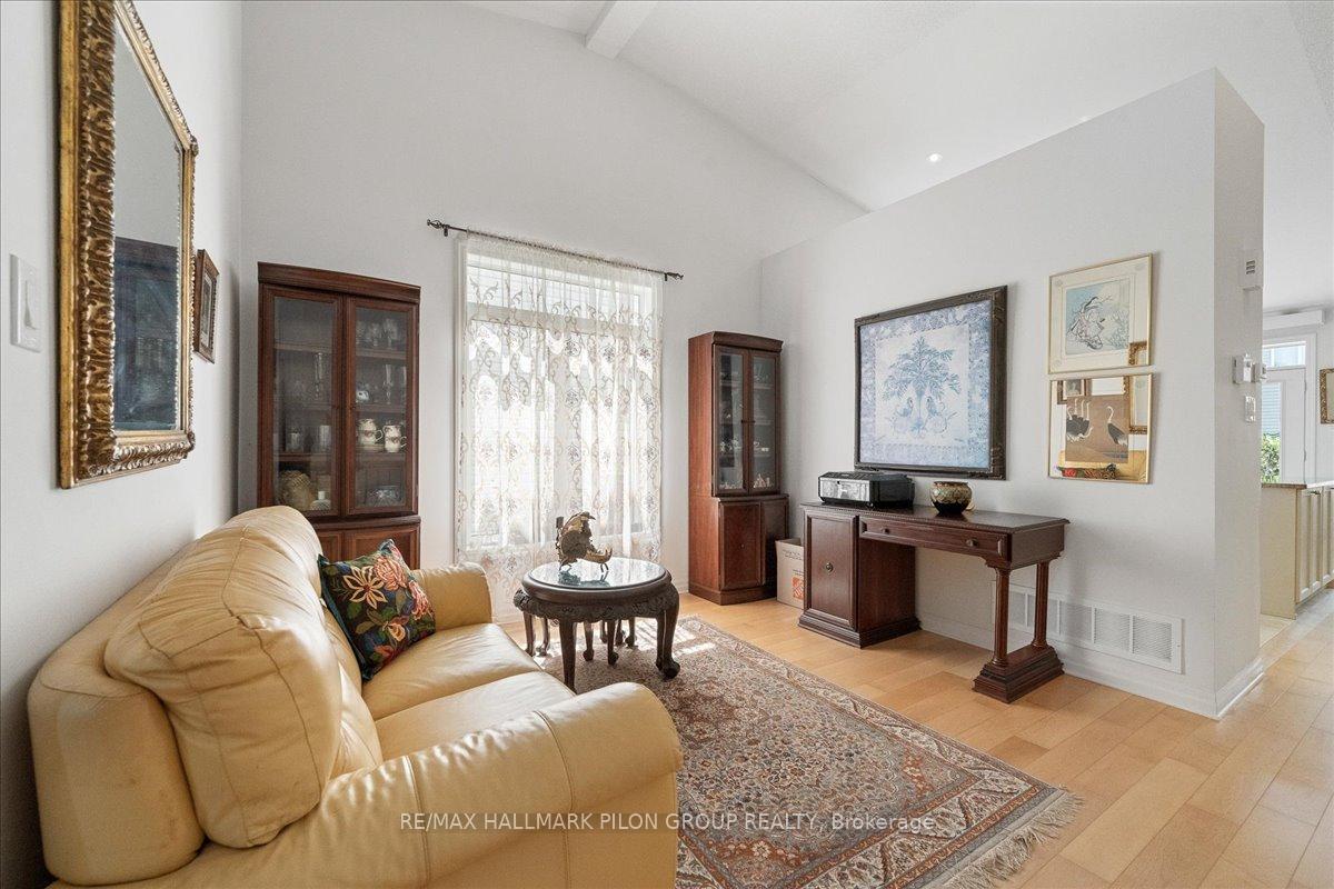 Photo 10 of 146 Esterbrook Drive, Ottawa, Mer Bleue/Bradley Estates/Anderson Park — HOMEH