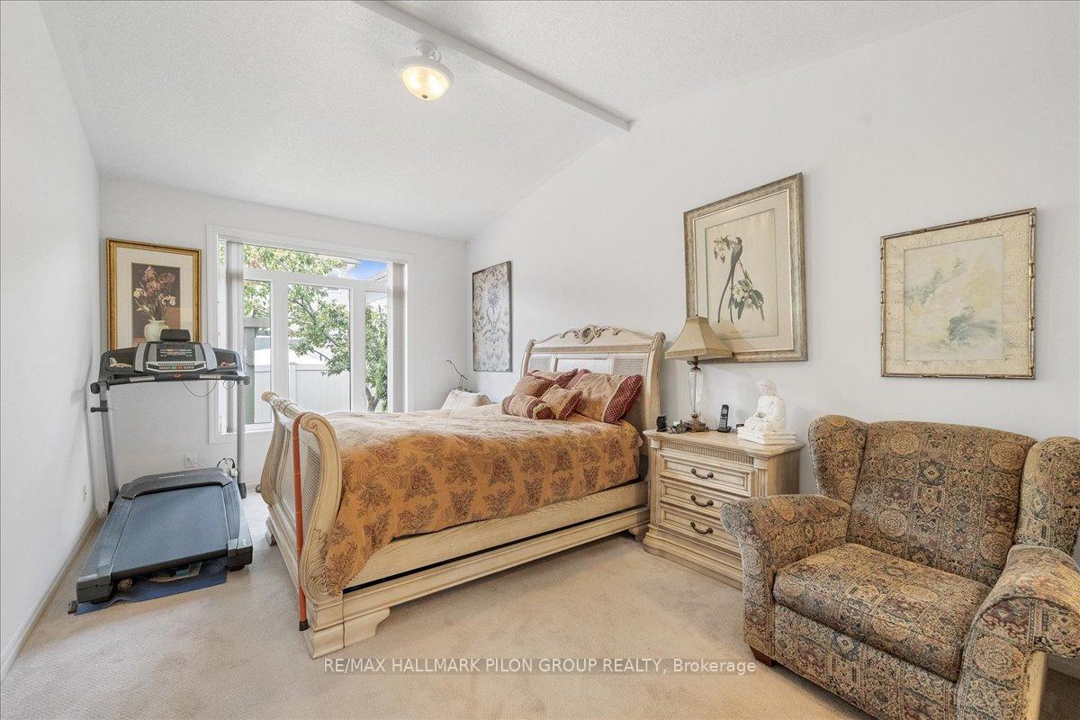 Photo 12 of 146 Esterbrook Drive, Ottawa, Mer Bleue/Bradley Estates/Anderson Park — HOMEH