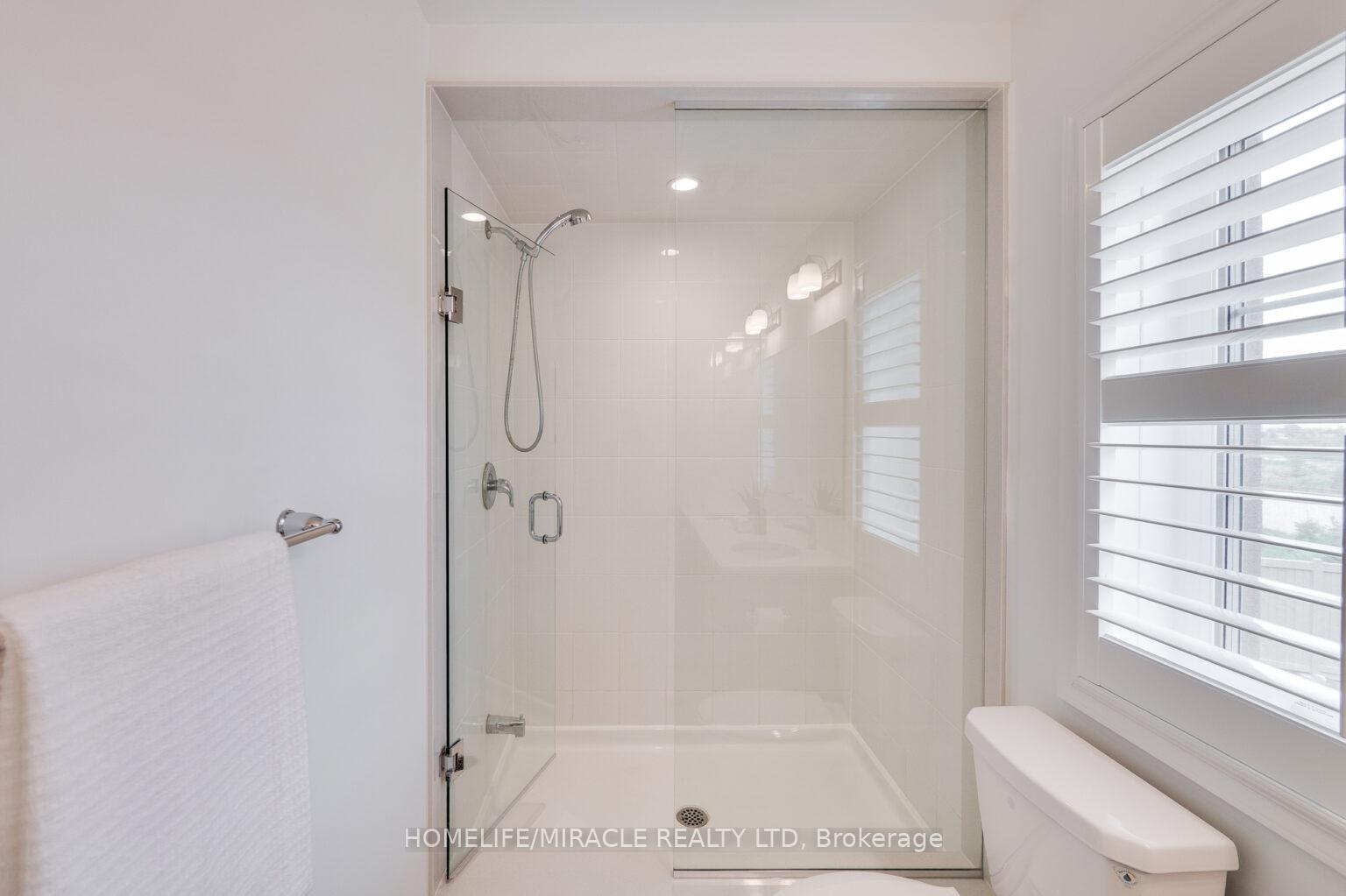 Photo 29 of 1725 Thames Circle, Milton, Bowes — HOMEH
