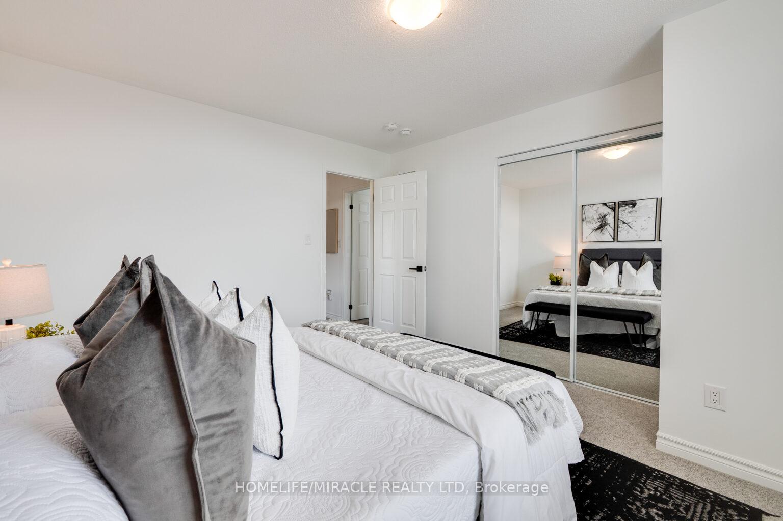 Photo 16 of 1725 Thames Circle, Milton, Bowes — HOMEH