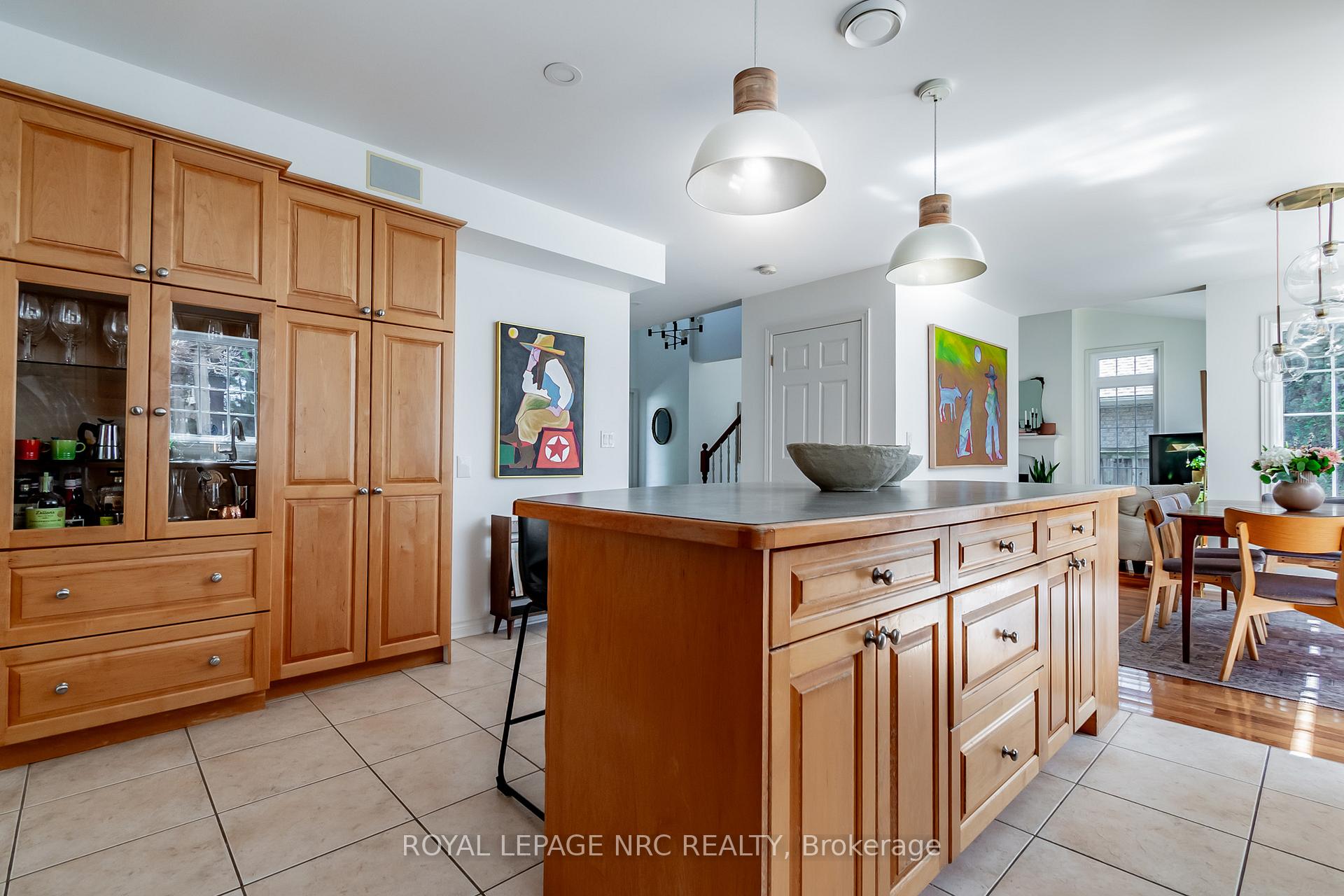Photo 24 of 14 Bacon Lane, Pelham, Fonthill — HOMEH