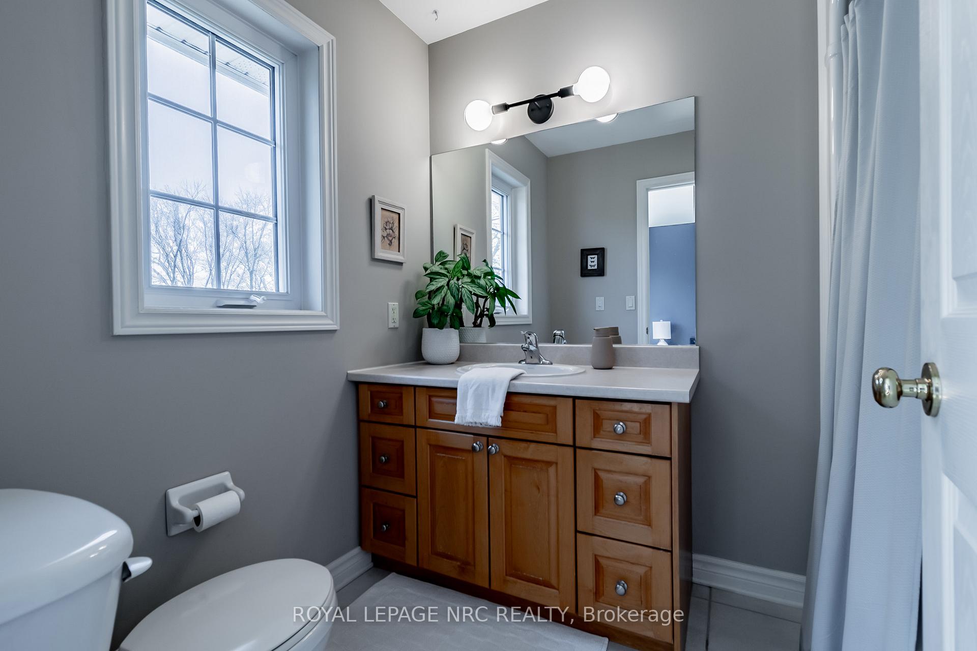 Photo 35 of 14 Bacon Lane, Pelham, Fonthill — HOMEH