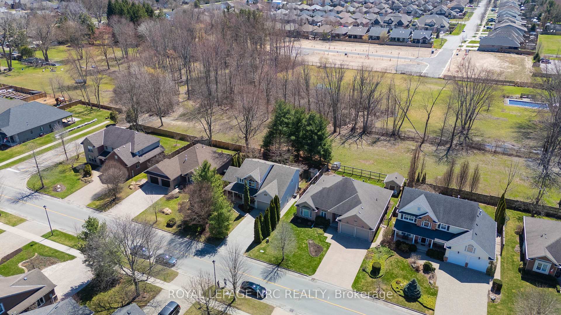 Photo 39 of 14 Bacon Lane, Pelham, Fonthill — HOMEH