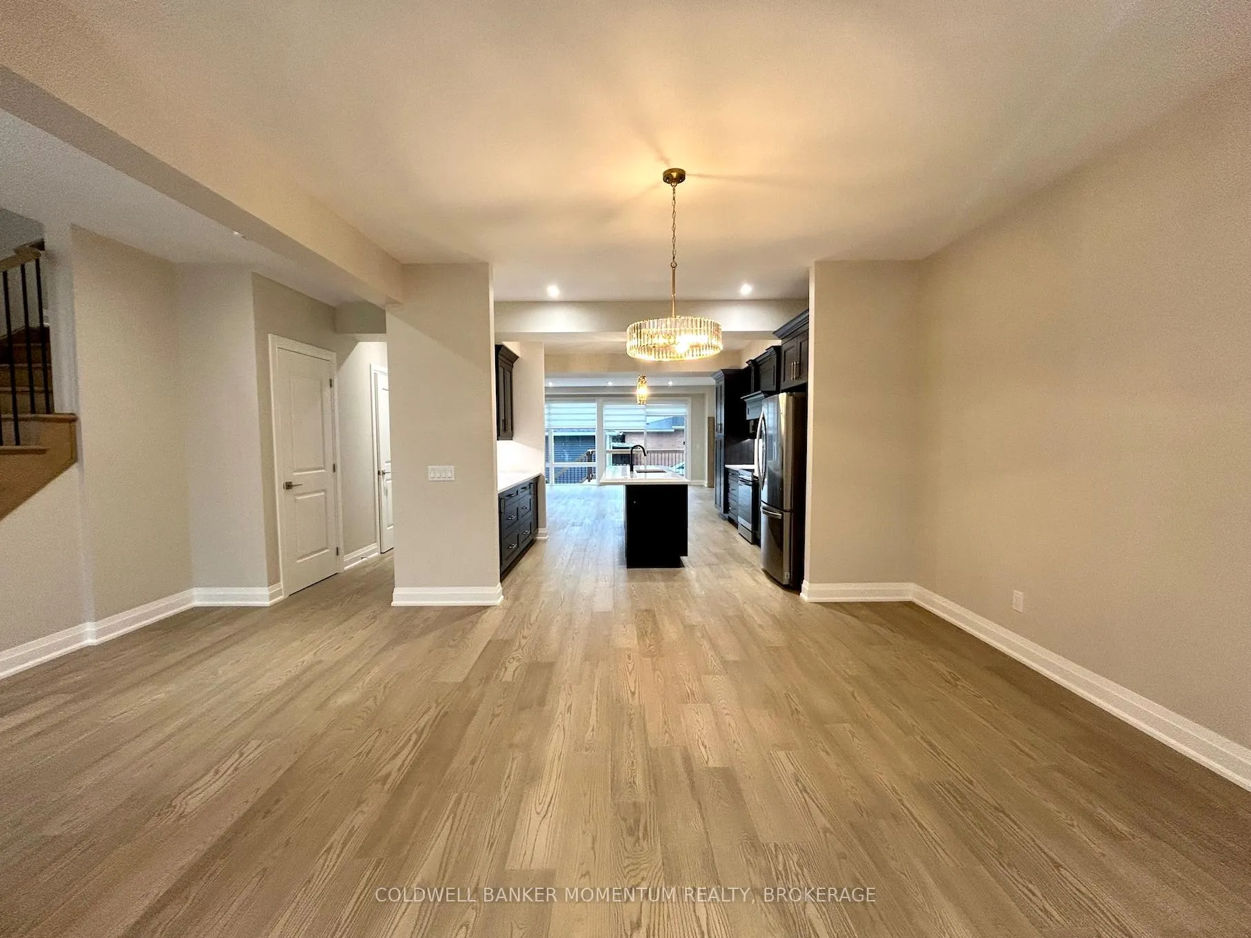 Photo 5 of Unit Upper, 5091 Bridge Street, Niagara Falls, Downtown — HOMEH