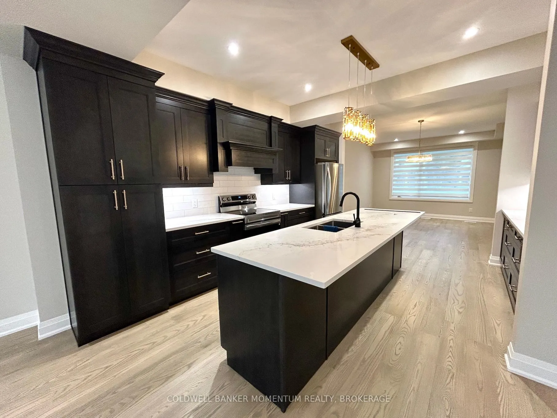 Photo 9 of Unit Upper, 5091 Bridge Street, Niagara Falls, Downtown — HOMEH