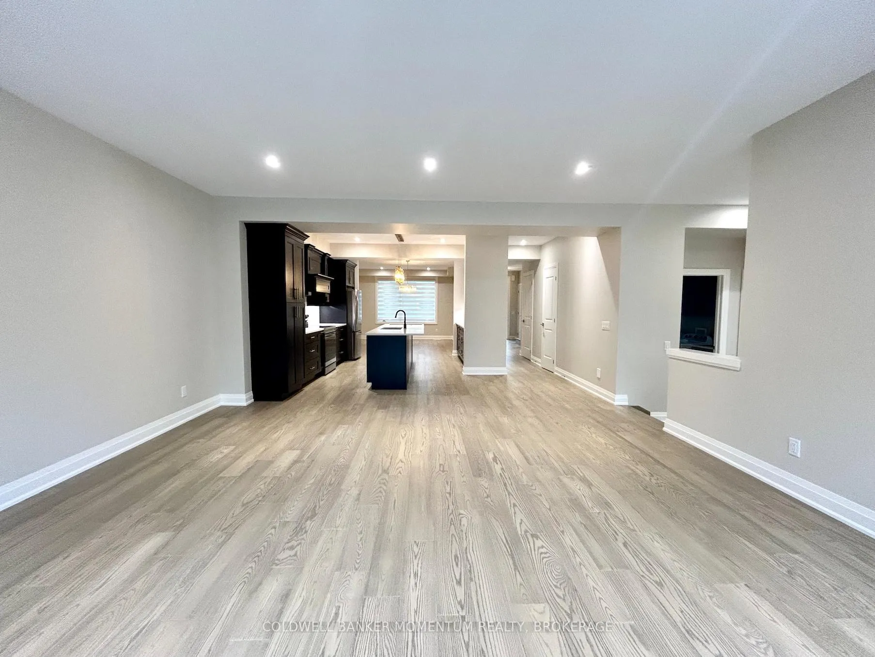 Photo 10 of Unit Upper, 5091 Bridge Street, Niagara Falls, Downtown — HOMEH